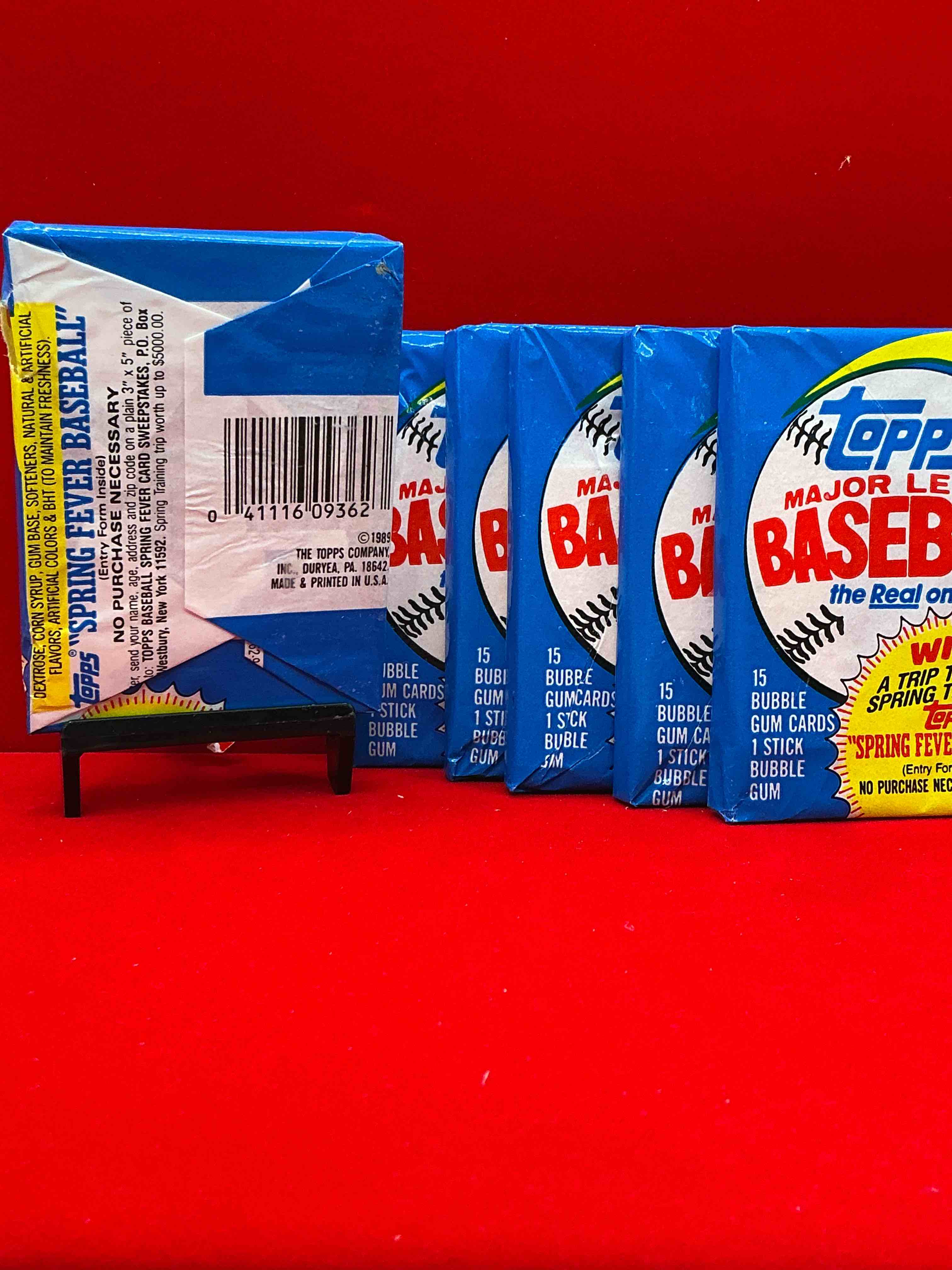 Condition photo showing New/Like New for john smoltz & randy johnson rookies!? 1989 topps baseball unopened sports card wax packs! direct from original retail case! search for valuable ken griffey jr. & randy johnson rookie cards as well as valuable bo jackson