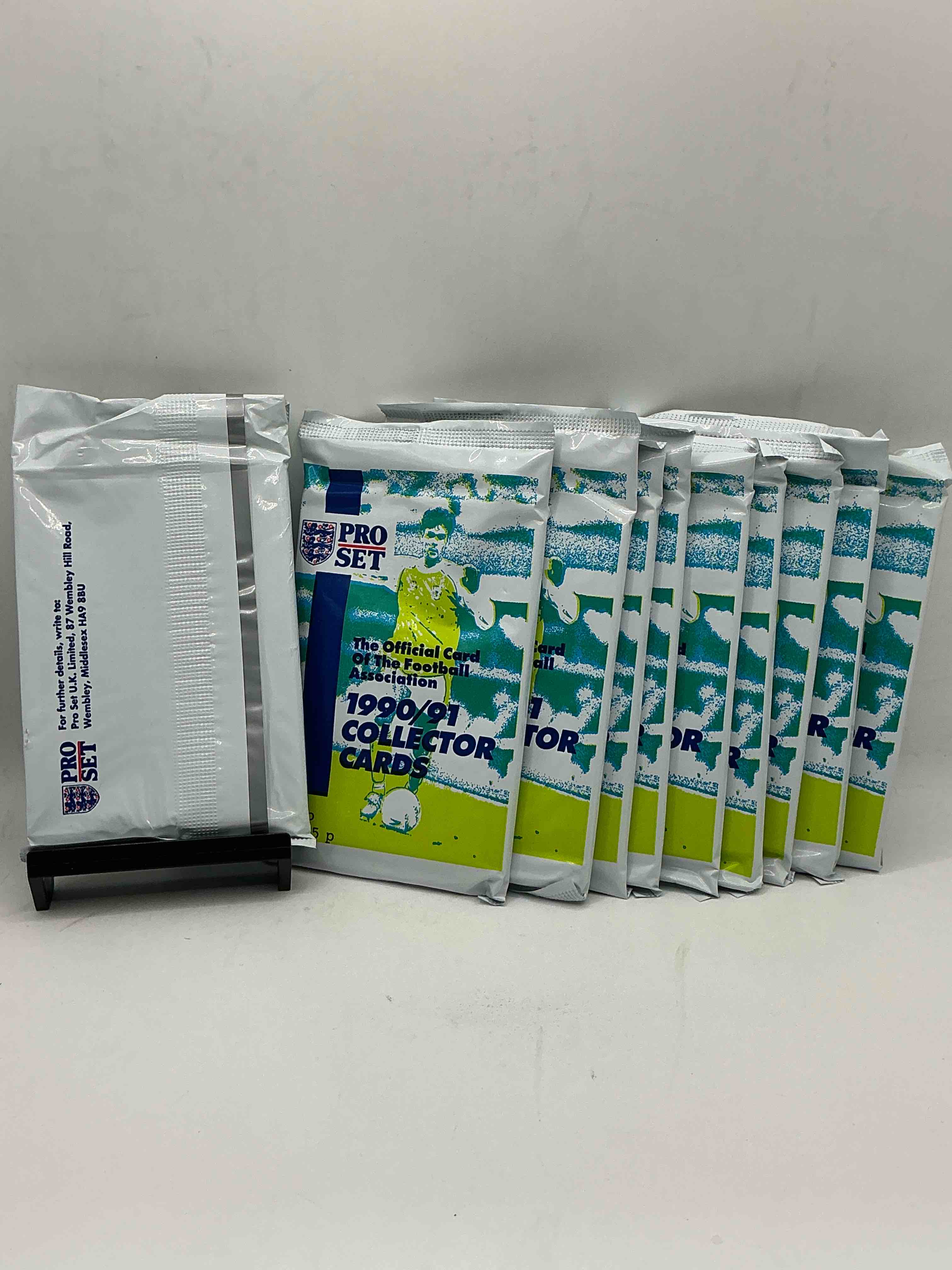 Condition photo showing New/Like New for 1990-91 pro set soccer card packs! get in the soccer mood with these awesome packs- 10 cards in each one! celebrate the world cup coming to the usa with these pieces of history!