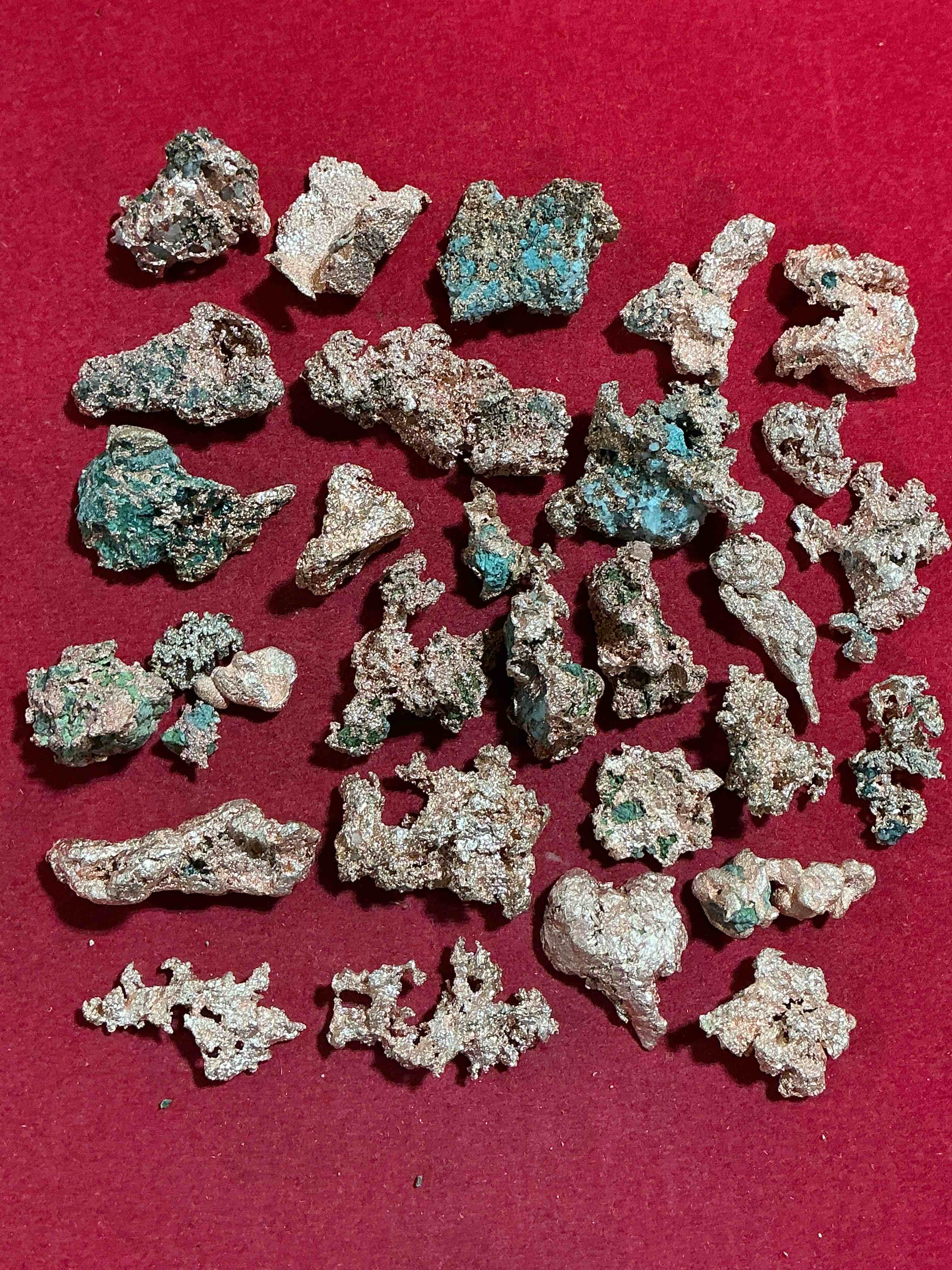 Condition photo showing Good Condition for copper wow! large native michigan raw copper nuggets, straight from michigan copper mine! rare in unrefined form, each one unique! almost impossible to find! total weight of nuggets approx 1/2 pound!