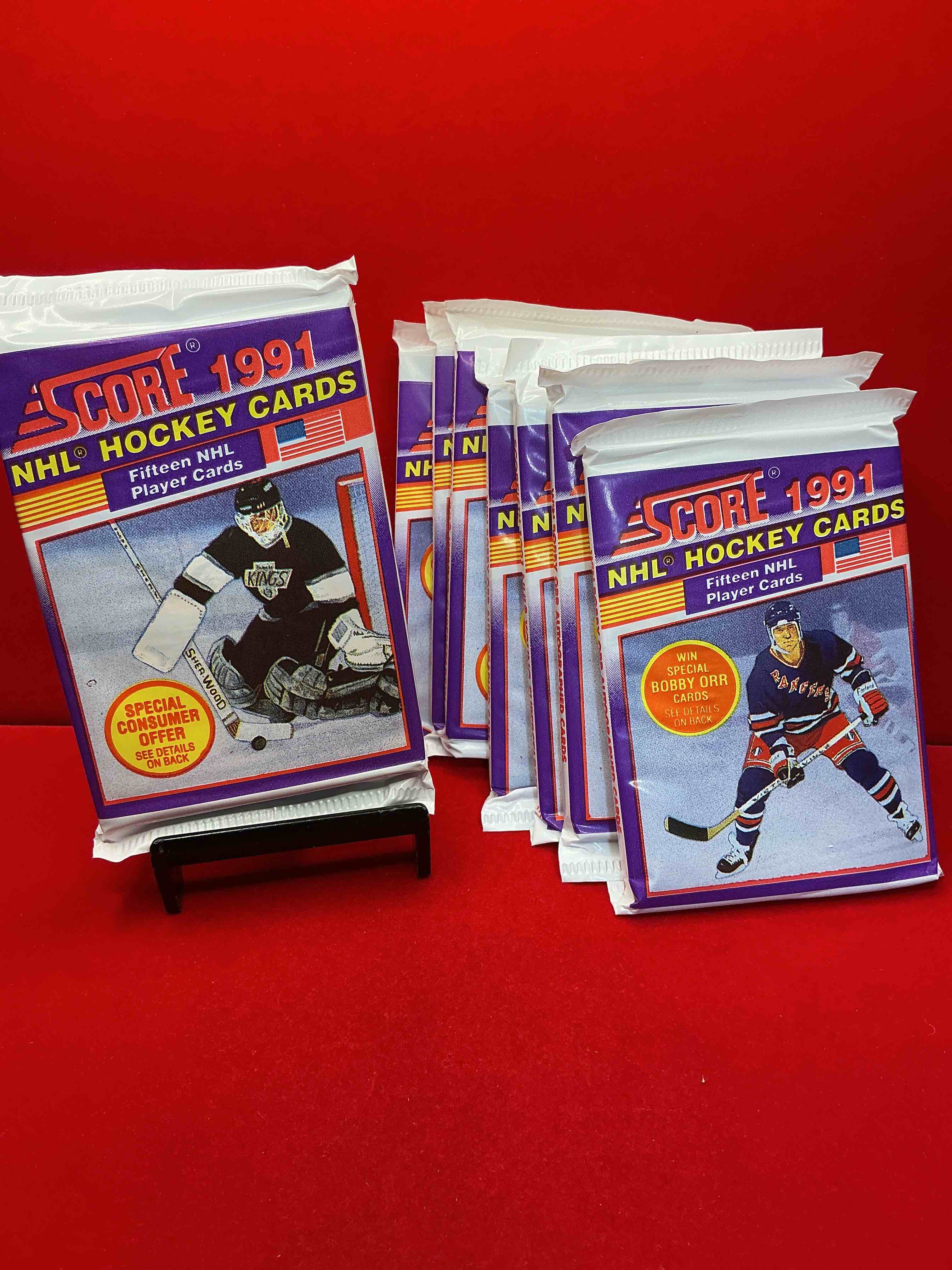 Hockey Insanity! Wow! 1991-92 NHL Score Hockey! Look for All Of Your Favorite Stars From The 90’s In These Rare Packs!