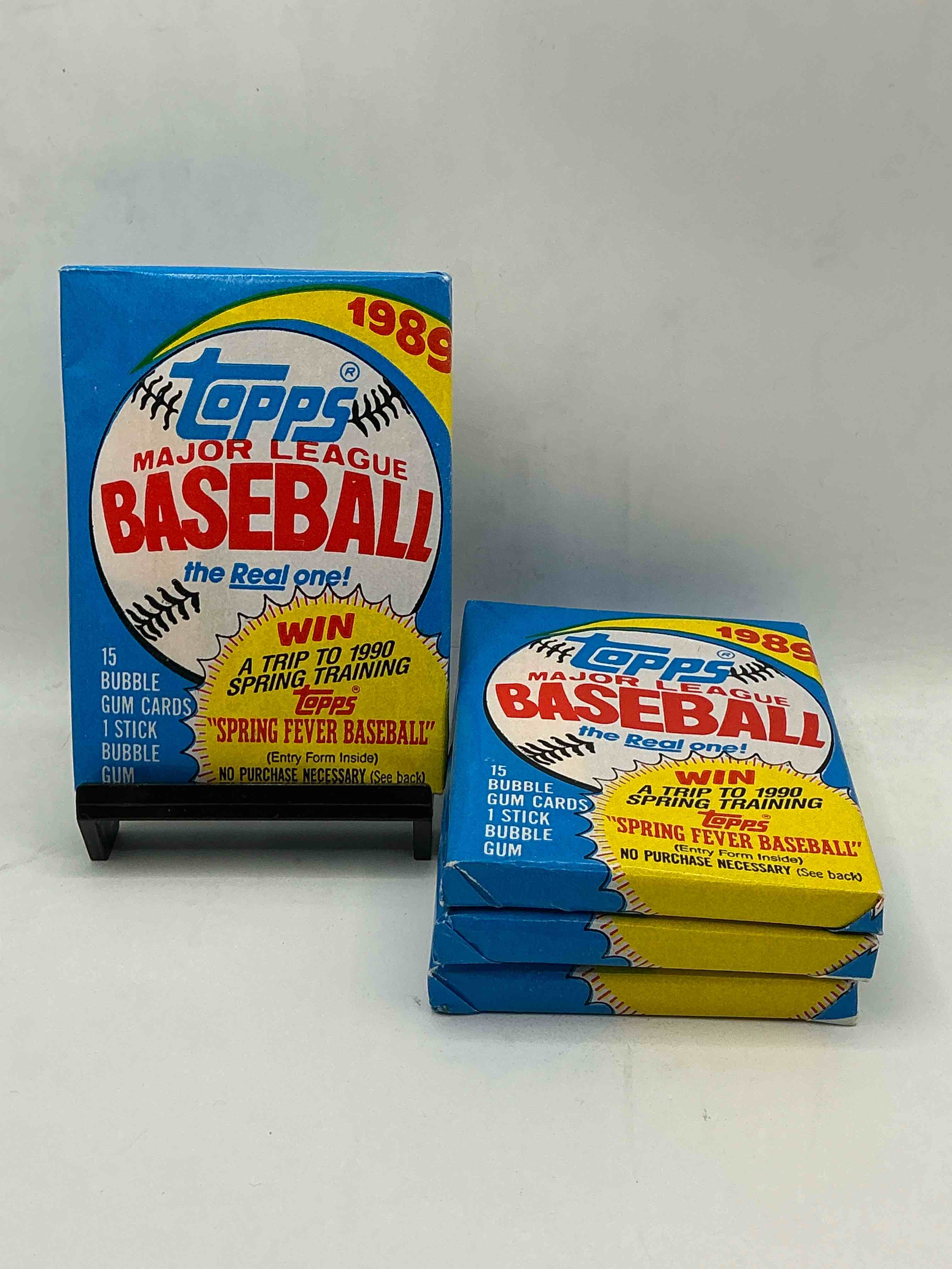 john smoltz & randy johnson rookies!? 1989 topps baseball unopened sports card wax packs! direct from original retail case! search for valuable ken griffey jr. & randy johnson rookie cards as well as valuable bo jackson