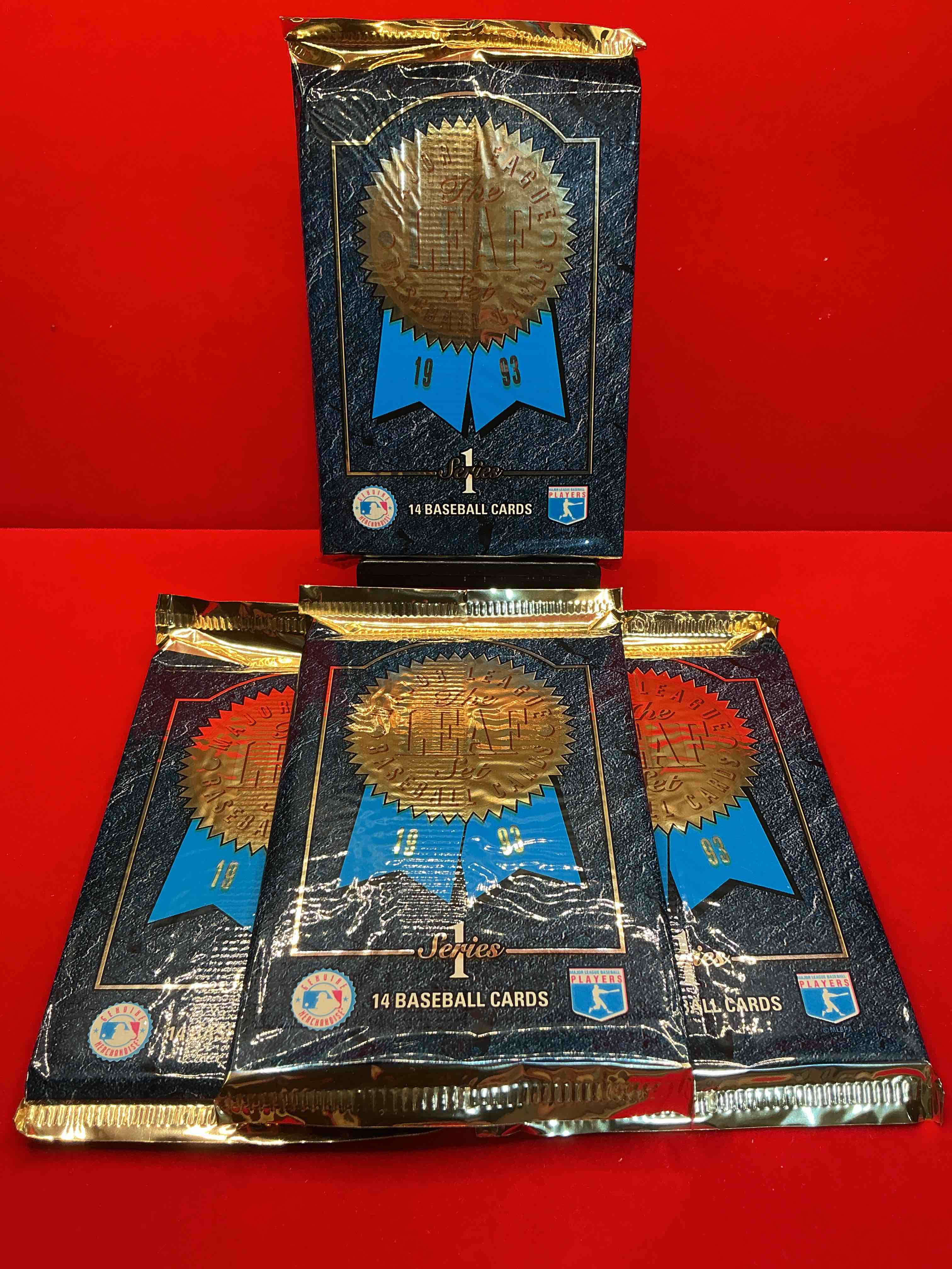 1993 leaf series 1 baseball sealed 14 card pack, direct from original retail display case, search for derek jeter, ken griffey jr. & so much more! search for highly collectible inserts. these cards are highly sought after by collectors for their holographic design, these are premium baseball cards from 1993!