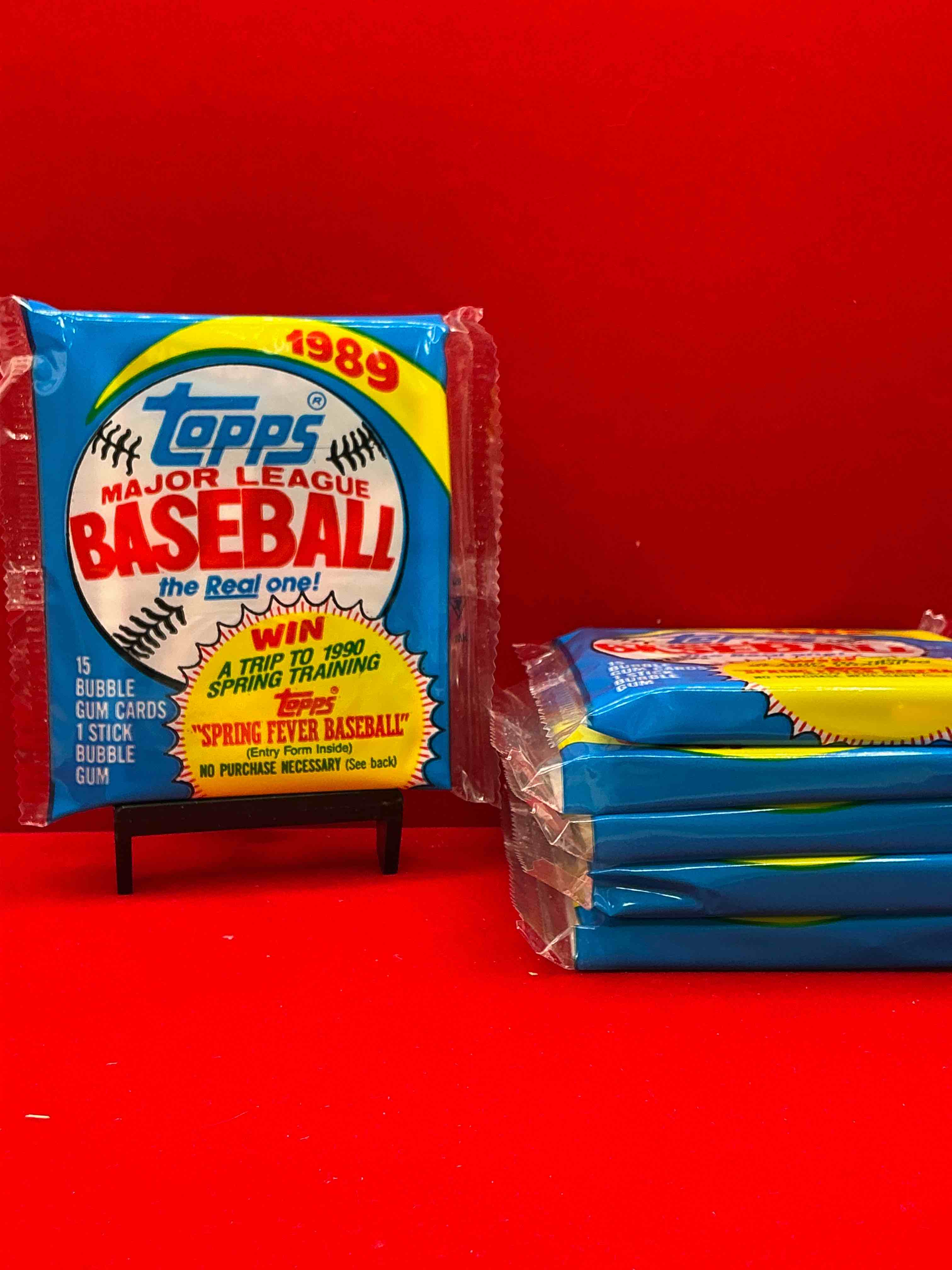 alternate packaging! john smoltz & randy johnson rookies!? 1989 topps baseball unopened sports card wax packs! direct from original retail case! search for valuable ken griffey jr. & randy johnson rookie cards as well as valuable bo jackson