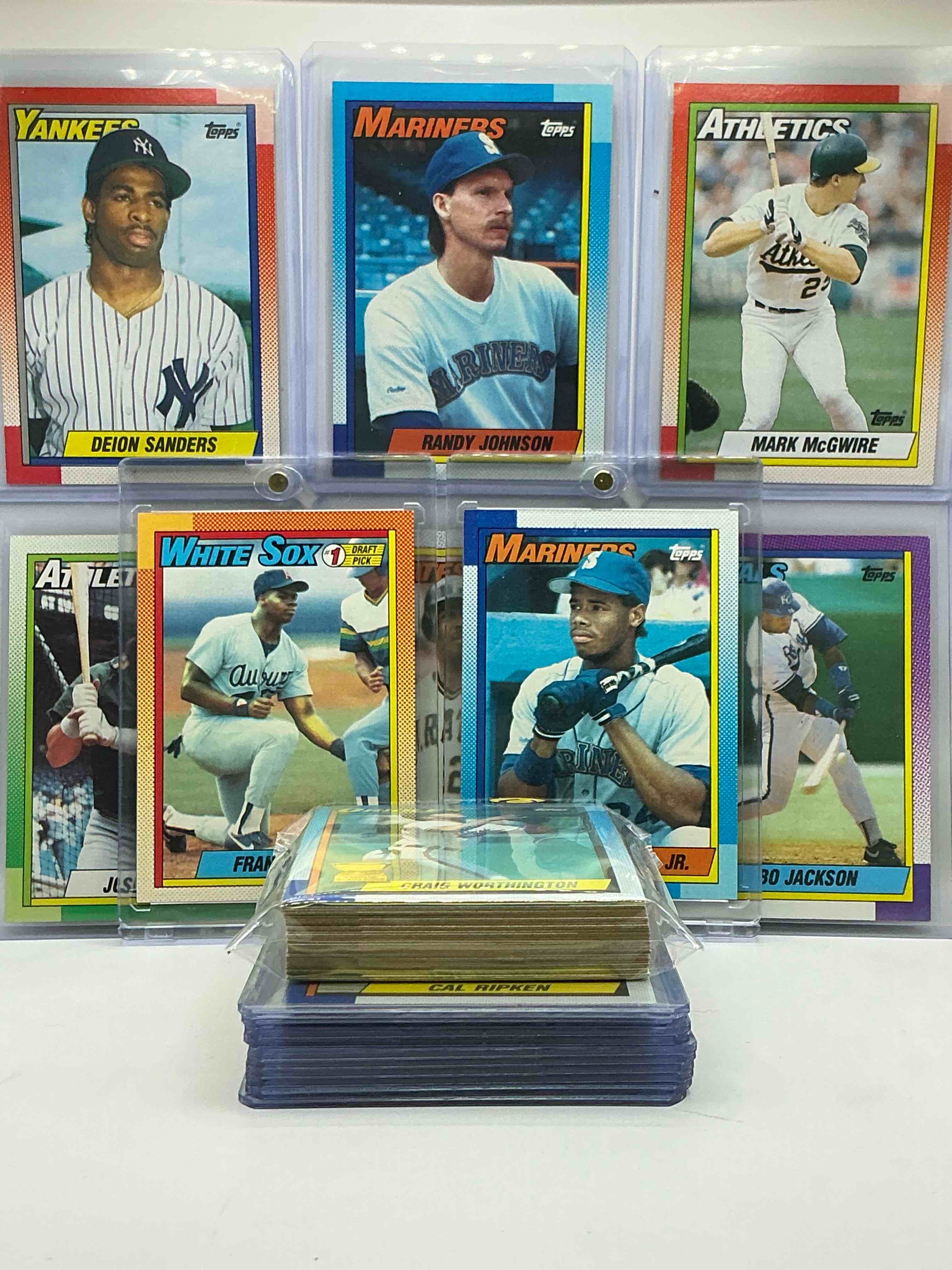 ken griffey jr. & frank thomas rookie! 1990 topps baseball 100 card craziness! bo jackson, randy johnson, barry bonds, john smoltz, rickey henderson, don mattingly, cal ripken, wade boggs, bobby bonilla, fernando valenzuela, darryl strawberry, greg maddux, roger clemens & more! the best players from the time! super rare set with all of these stars! 100 card craziness! legends, heroes & commons!