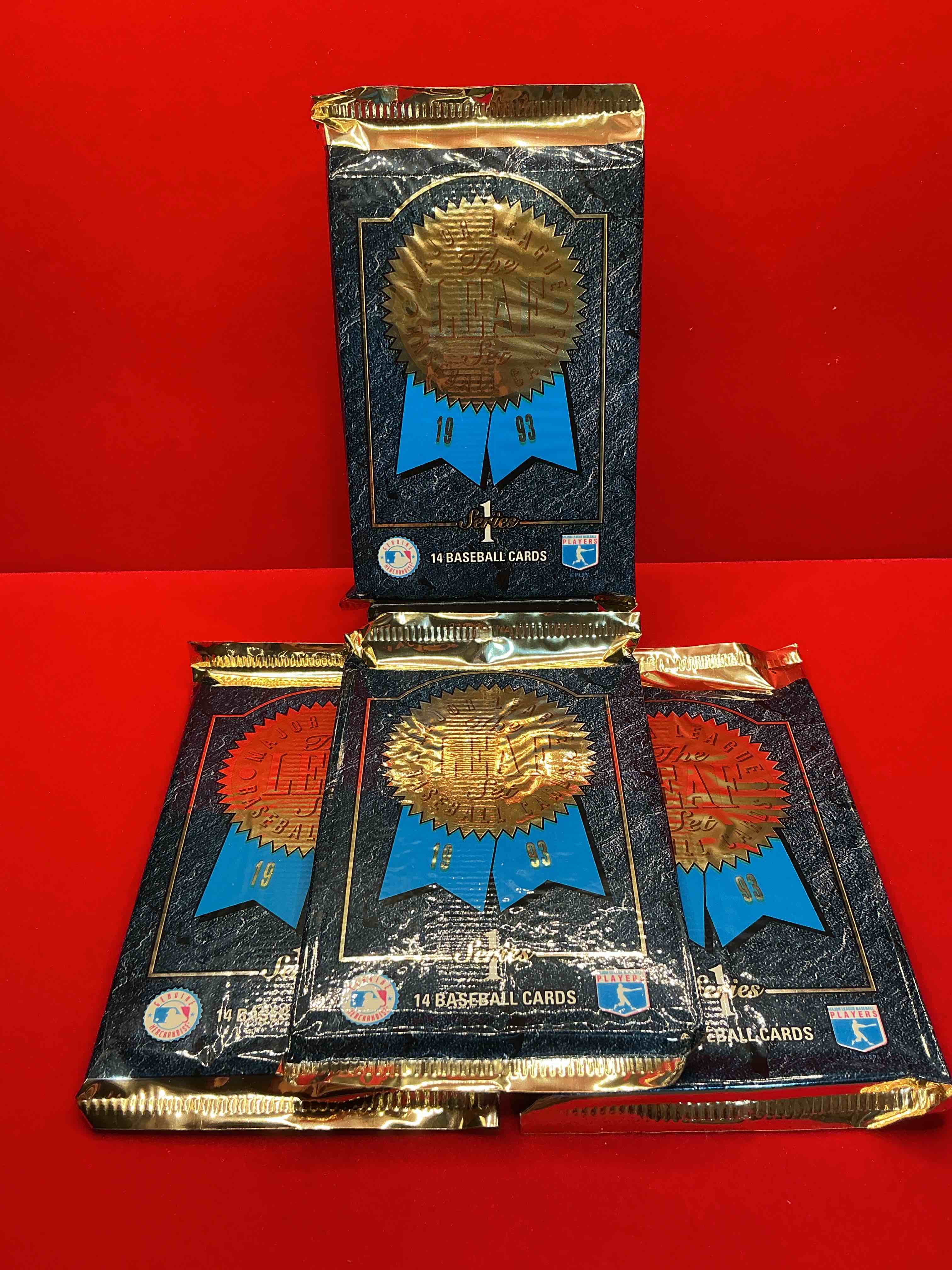 1993 leaf series 1 baseball sealed 14 card pack, direct from original retail display case, search for derek jeter, ken griffey jr. & so much more! search for highly collectible inserts. these cards are highly sought after by collectors for their holographic design, these are premium baseball cards from 1993!