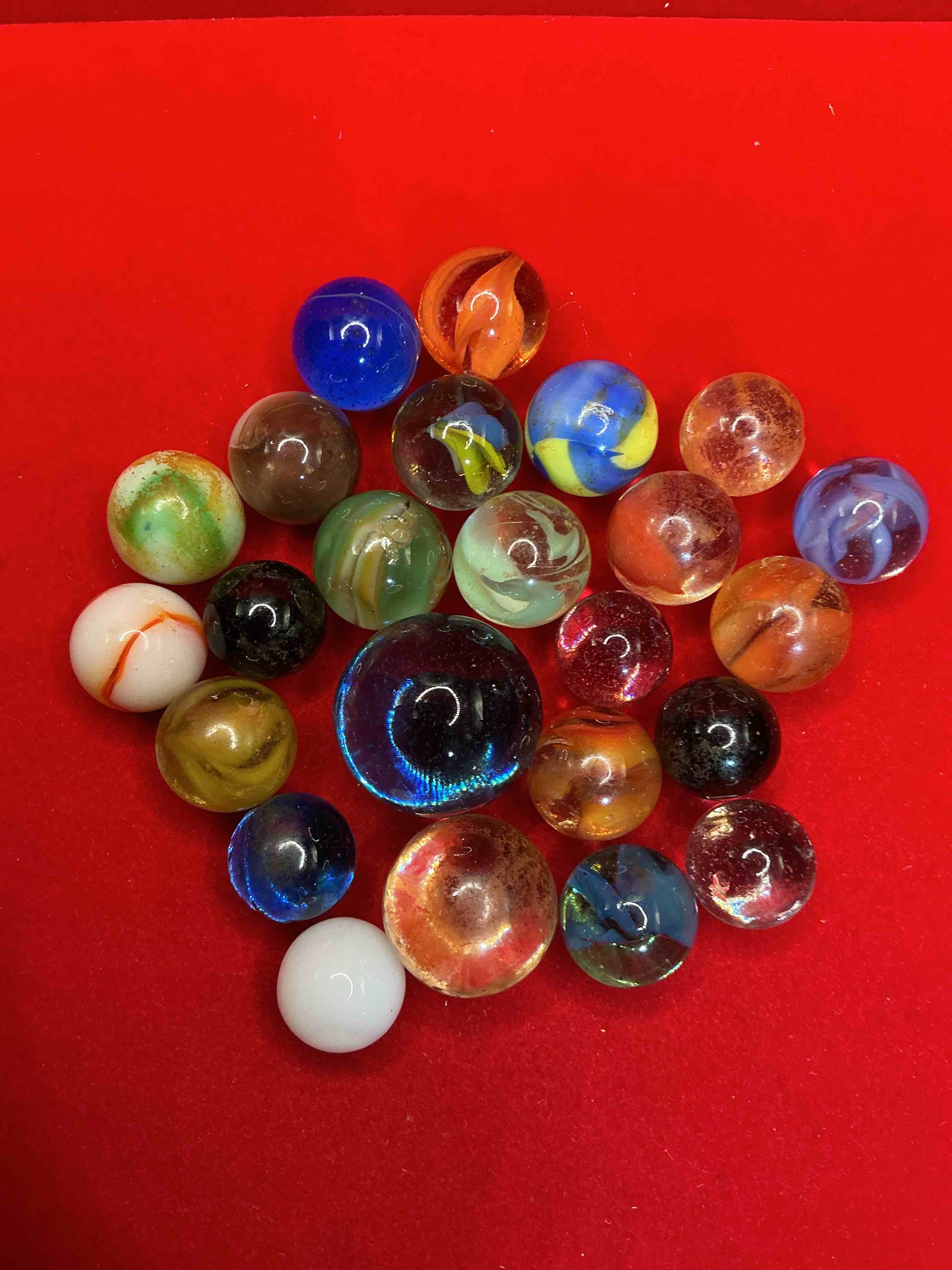 Antique Glass Marbles! Genuine Stunning Marbles Lot, Some Marbles Made Between The Years 1925-1965 & Some May Be Made With Uranium! Some May Are Great Depression Era & Even Earlier! Gorgeous, Authentic Pieces Of History!  