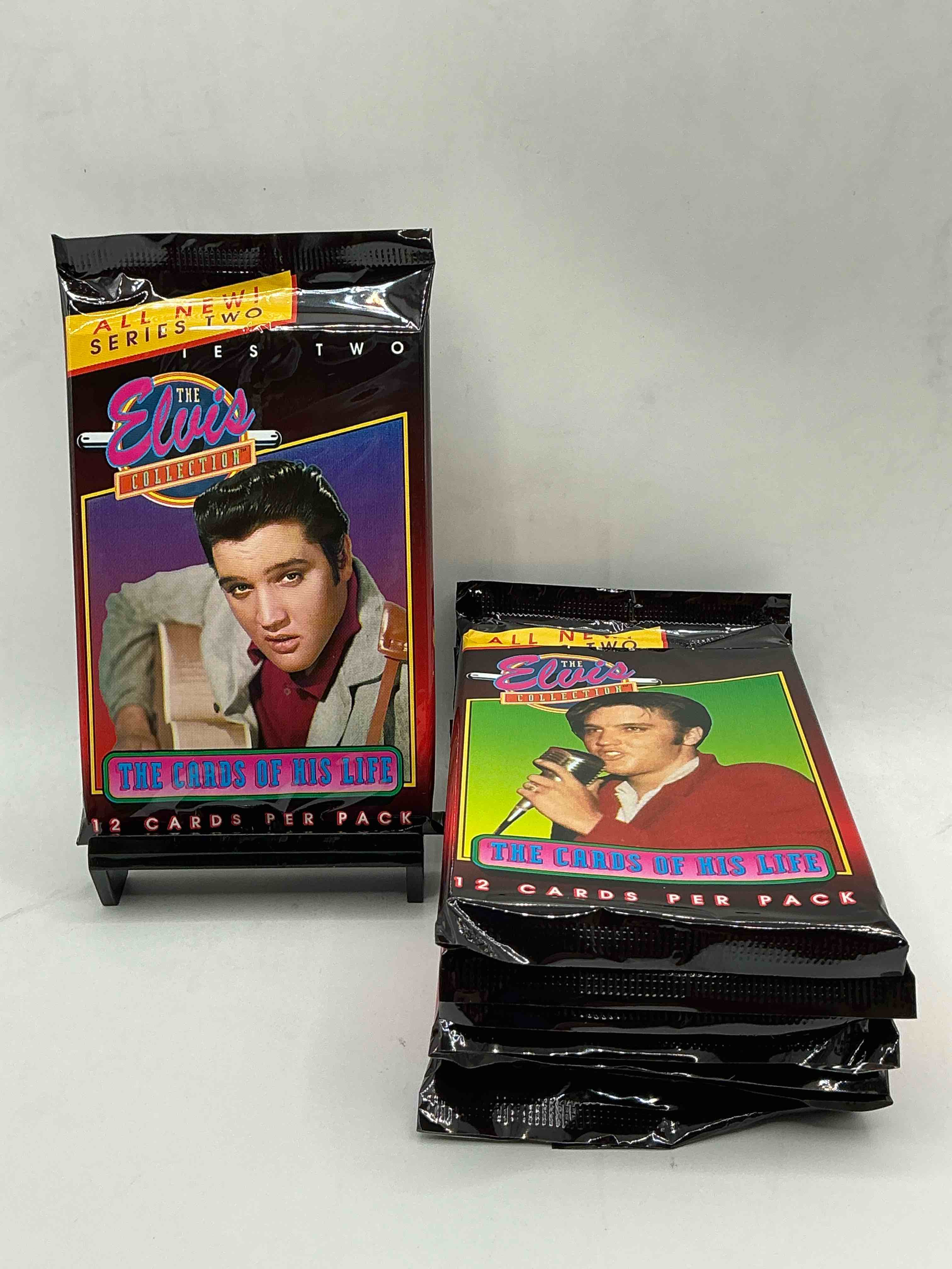 1992 the elvis collection “the cards of his life” series ii card packs! 12 cards in every one of these incredible packs! collect all of elvis presley’s best moments from his life all included in these packs! wow!