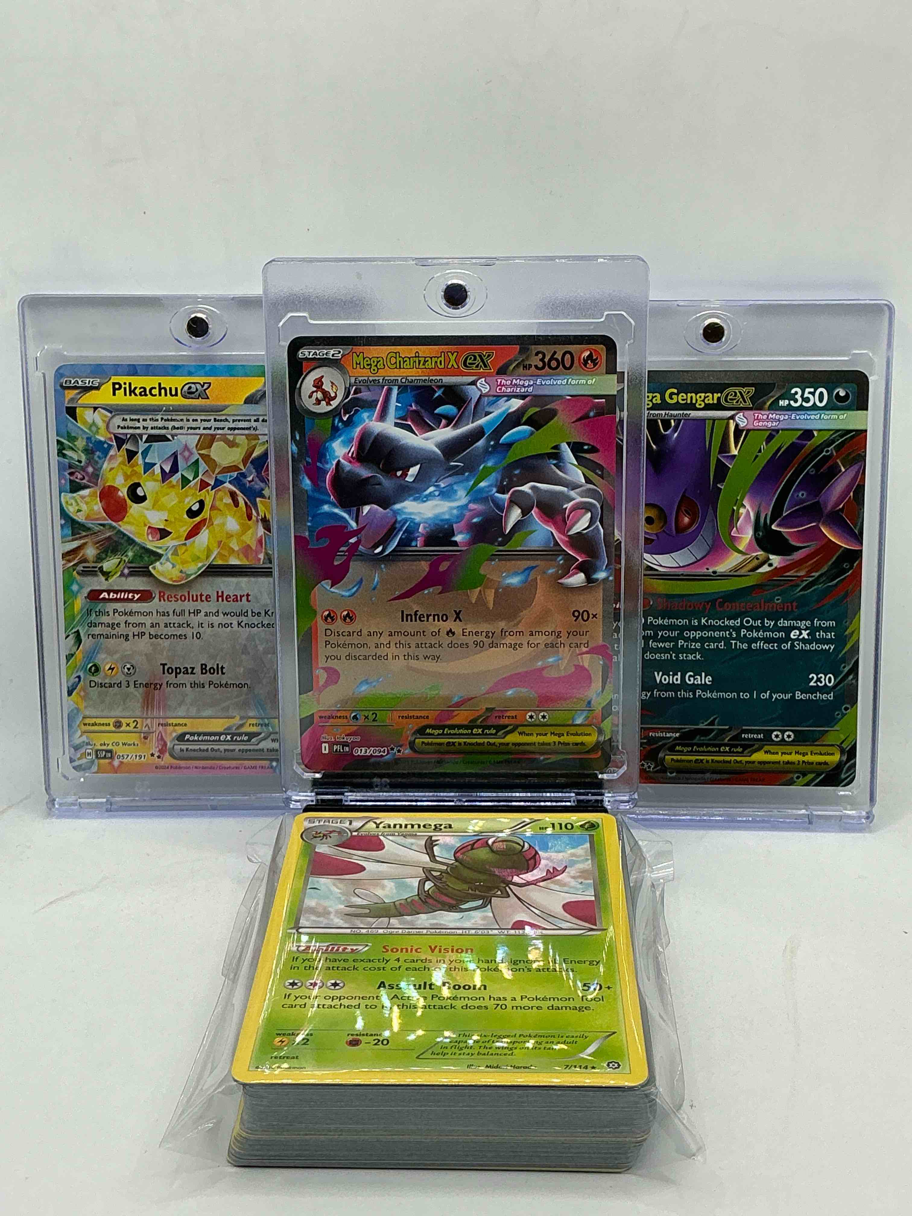 mega charizard ex! pikachu ex! mega gengar ex! along with 50 other pokémon heroes, holos, legends & commons- including holographic cards, stage 2 cards, holos in all forms & more! also includes 36 non holo common/ uncommon basic & first stage cards trainers & energy too! perfect set for collectors & enthusiasts!