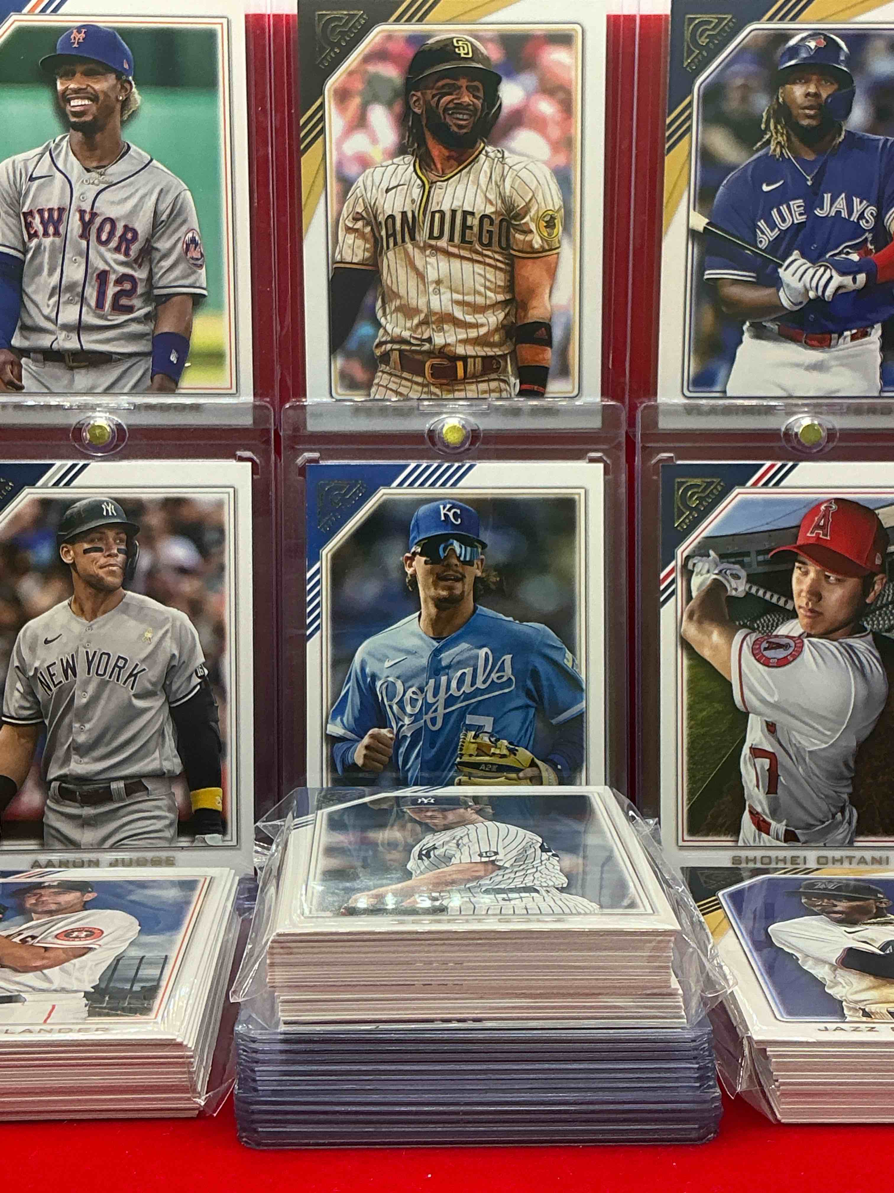Condition photo showing New/Like New for shohei ohtani, aaron judge & bobby witt jr! witt jr topps gallery rookie! this 2022 topps baseball 100 card lot is filled with legends & rookies alike! shohei, judge, witt, acuna, guerrero, freeman & more! 100 card craziness! topps gallery baseball cards from 2022!