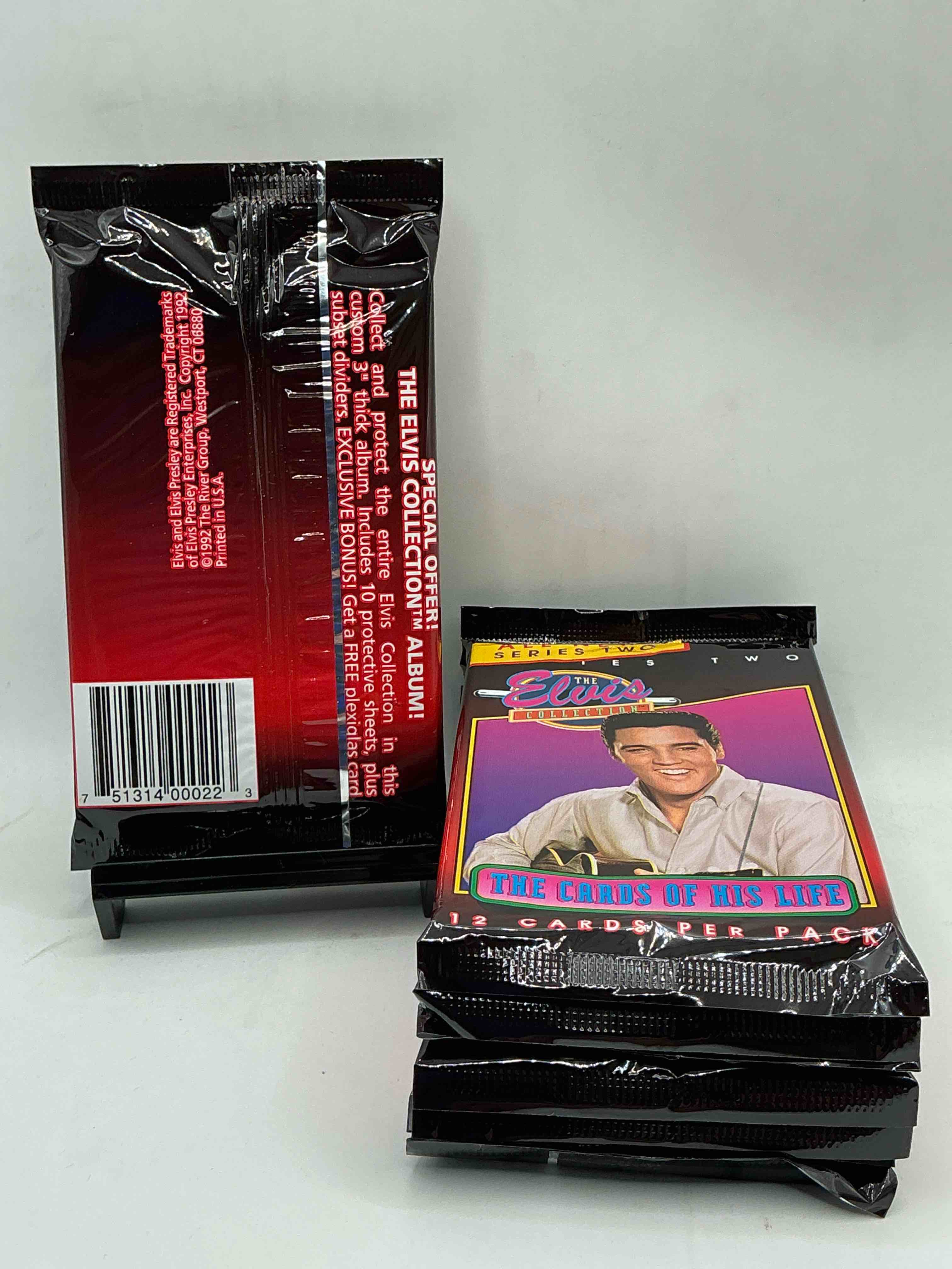 Condition photo showing New/Like New for 1992 the elvis collection “the cards of his life” series ii card packs! 12 cards in every one of these incredible packs! collect all of elvis presley’s best moments from his life all included in these packs! wow!