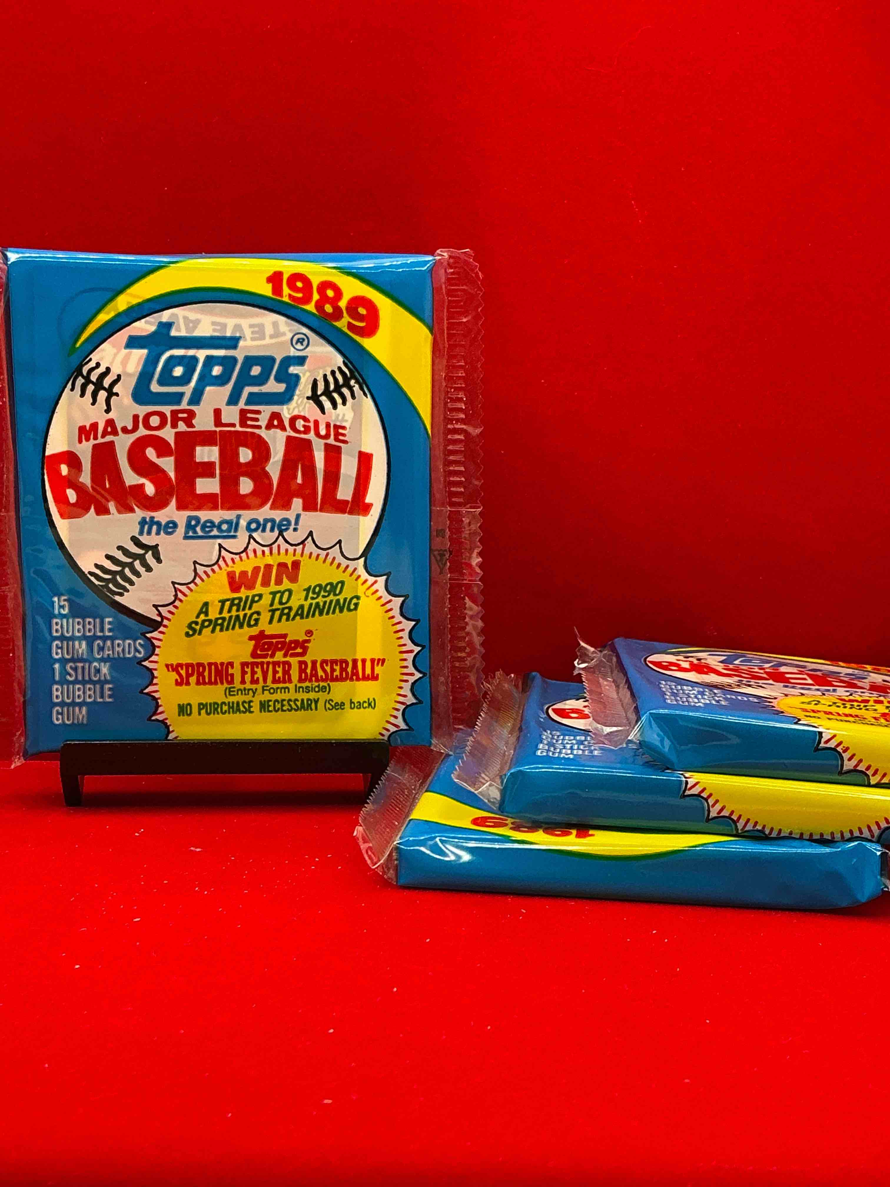 alternate packaging! john smoltz & randy johnson rookies!? 1989 topps baseball unopened sports card wax packs! direct from original retail case! search for valuable ken griffey jr. & randy johnson rookie cards as well as valuable bo jackson