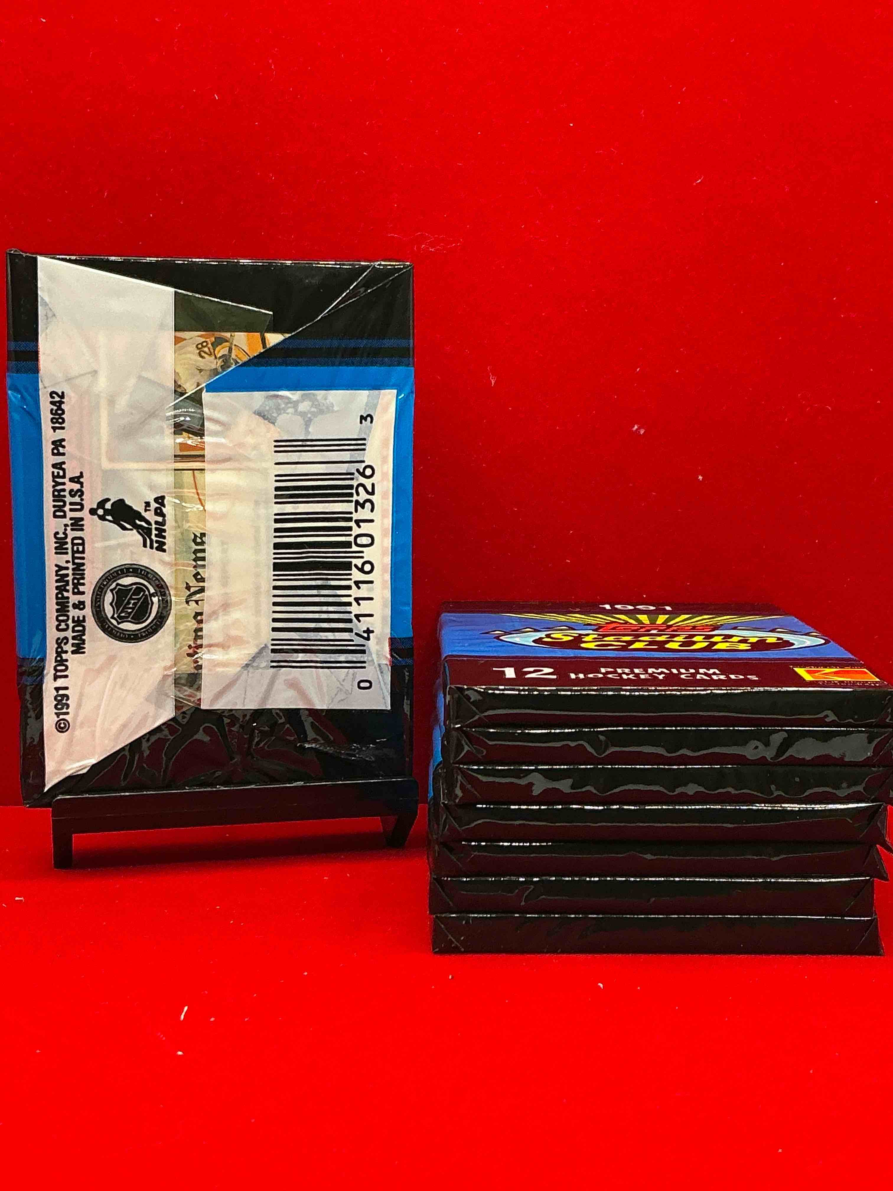 Condition photo showing New/Like New for hockey insanity! wow! 1991-92 nhl topps premiere edition! look for all of your favorite stars from the 90’s in these rare packs!