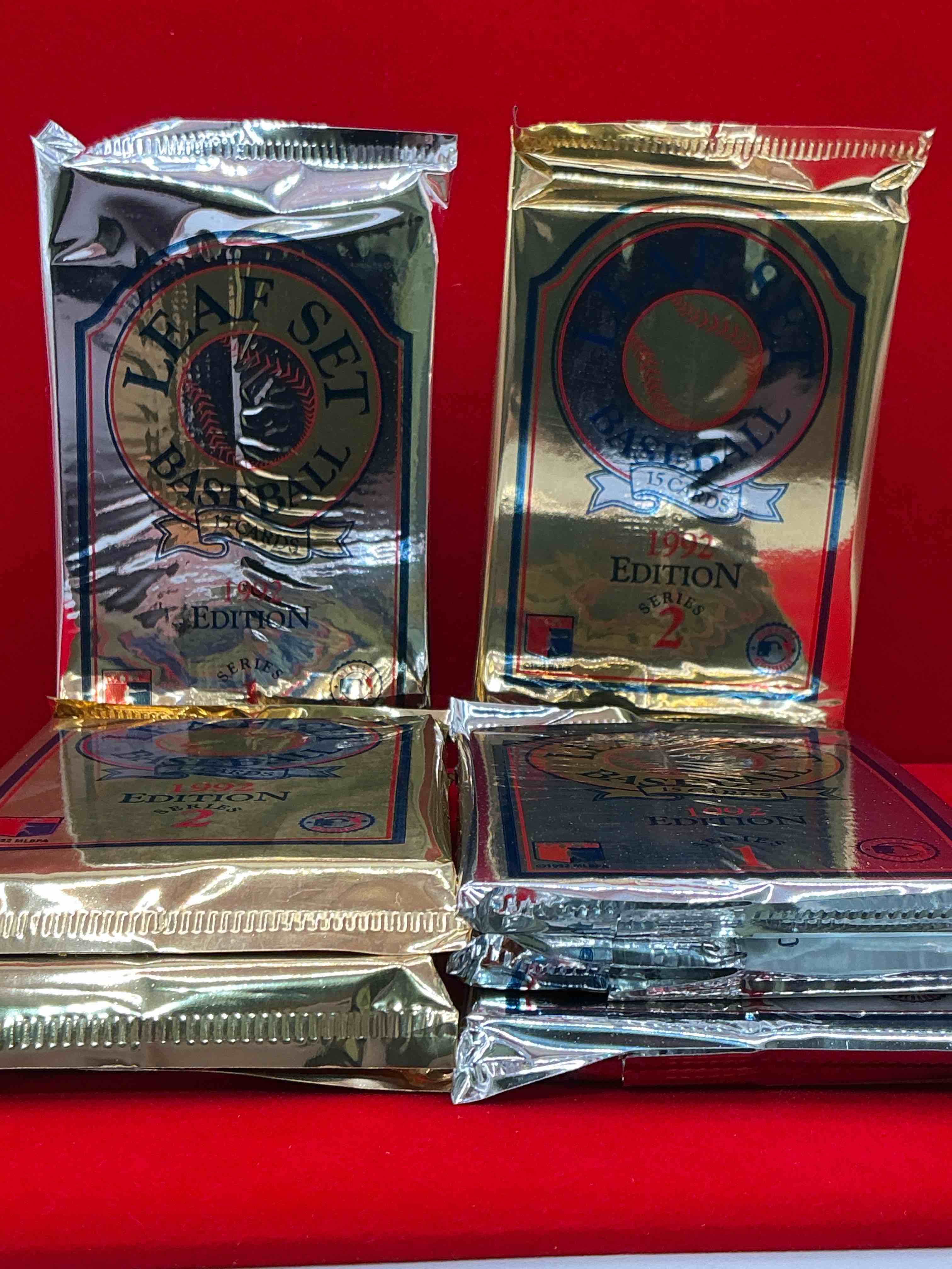 1992 leaf set baseball series 1 & 2 edition! gold leaf rookie cards #1-12 randomly inserted in series 1; cards #13-24 are randomly inserted in series 2! search for the biggest names in 90’s baseball!!