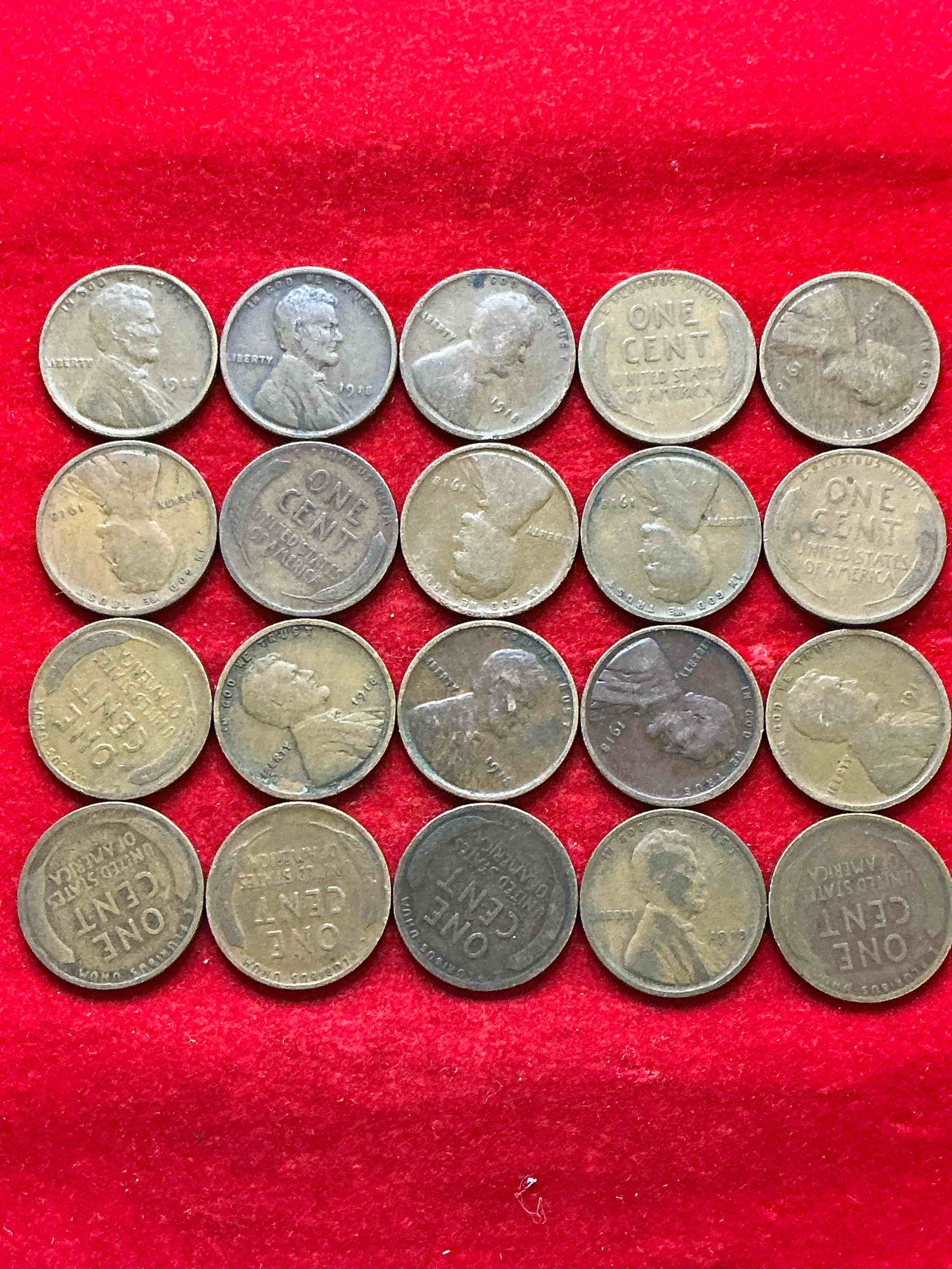1918 wheat pennies, veterans take notice!  military action of world war one ended with armistice day nov 11, 1918!  armistice day eventually became veterans day. own pieces of this era with these rare 1918 world war one era lincoln wheat cent pennies! hard to find & great for world war one buffs!