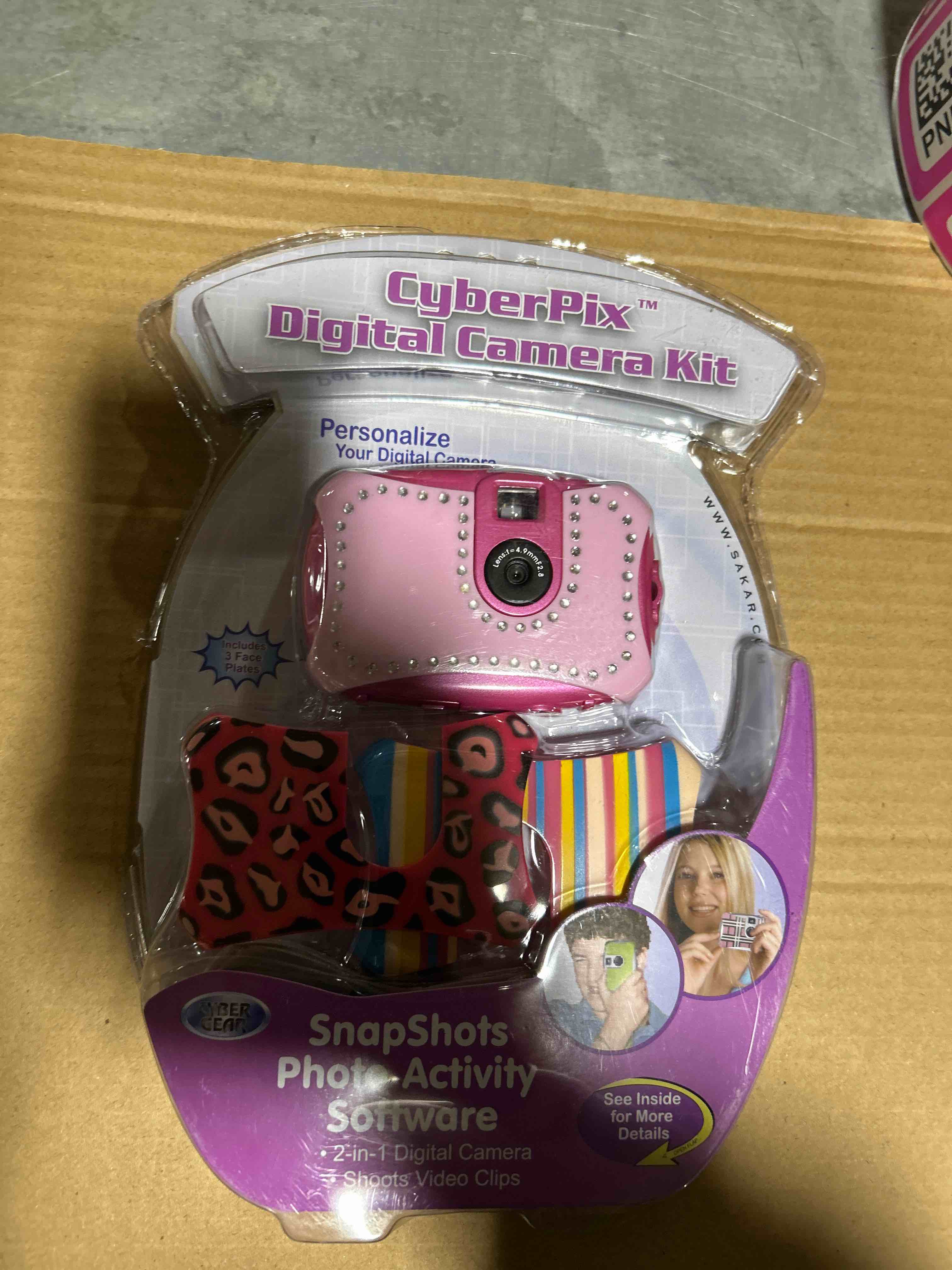 cyber pix  camera