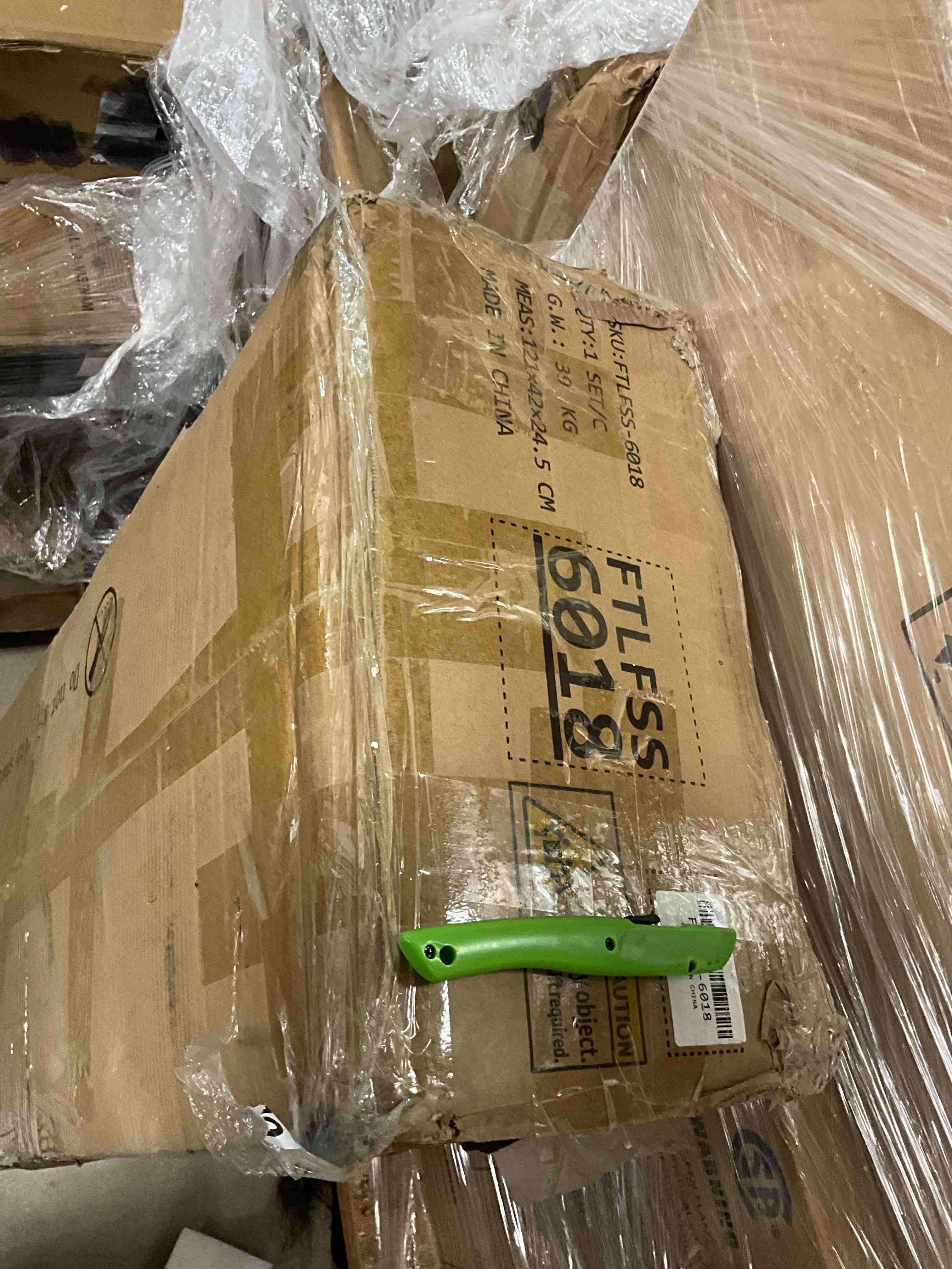 https://s3.amazonaws.com/lotting-images-prod/bidfta/TEA5056143_1779716930312.jpeg