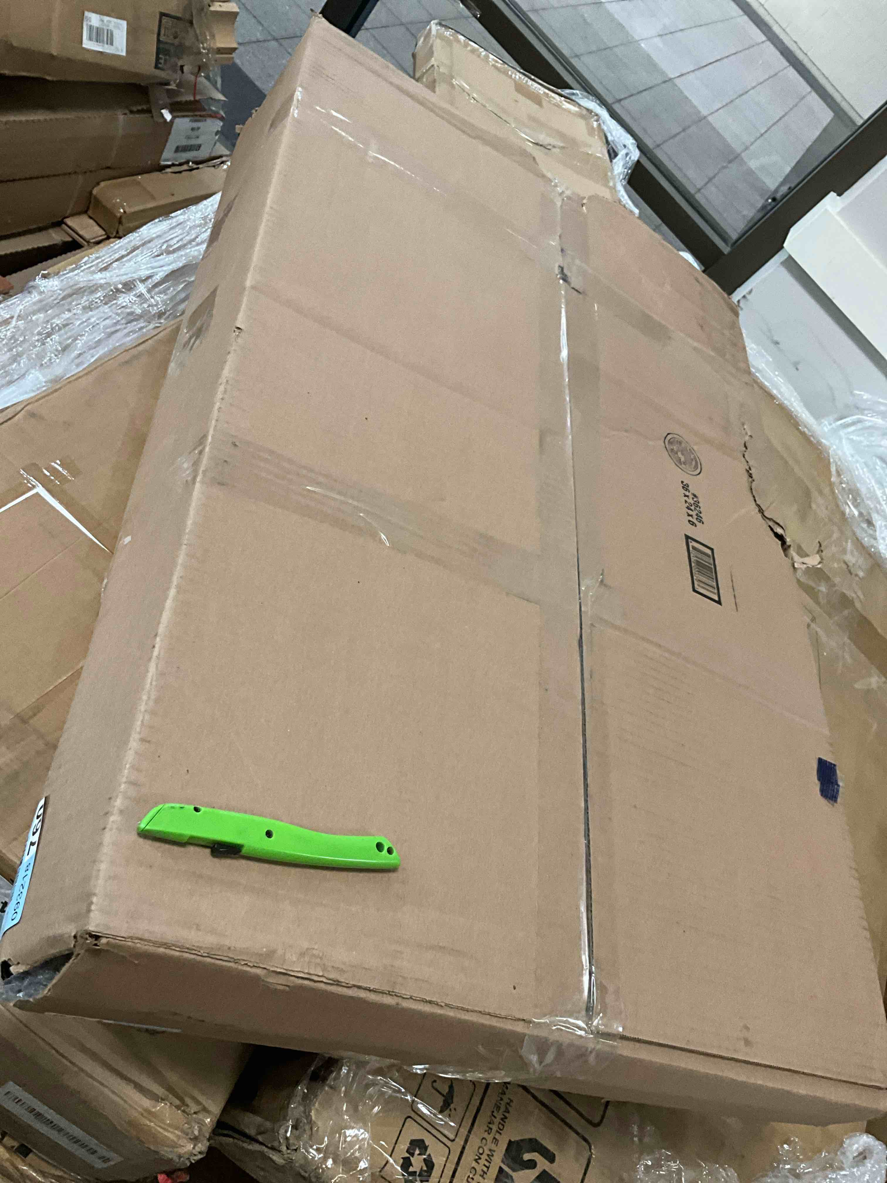 https://s3.amazonaws.com/lotting-images-prod/bidfta/TEA5056146_1779718376073.jpeg