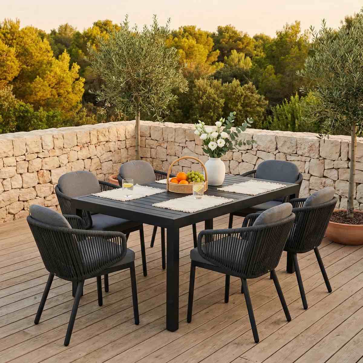Aluminum Extendable Outdoor Patio Dining Table (63" - 94.5") For 8-10 Person