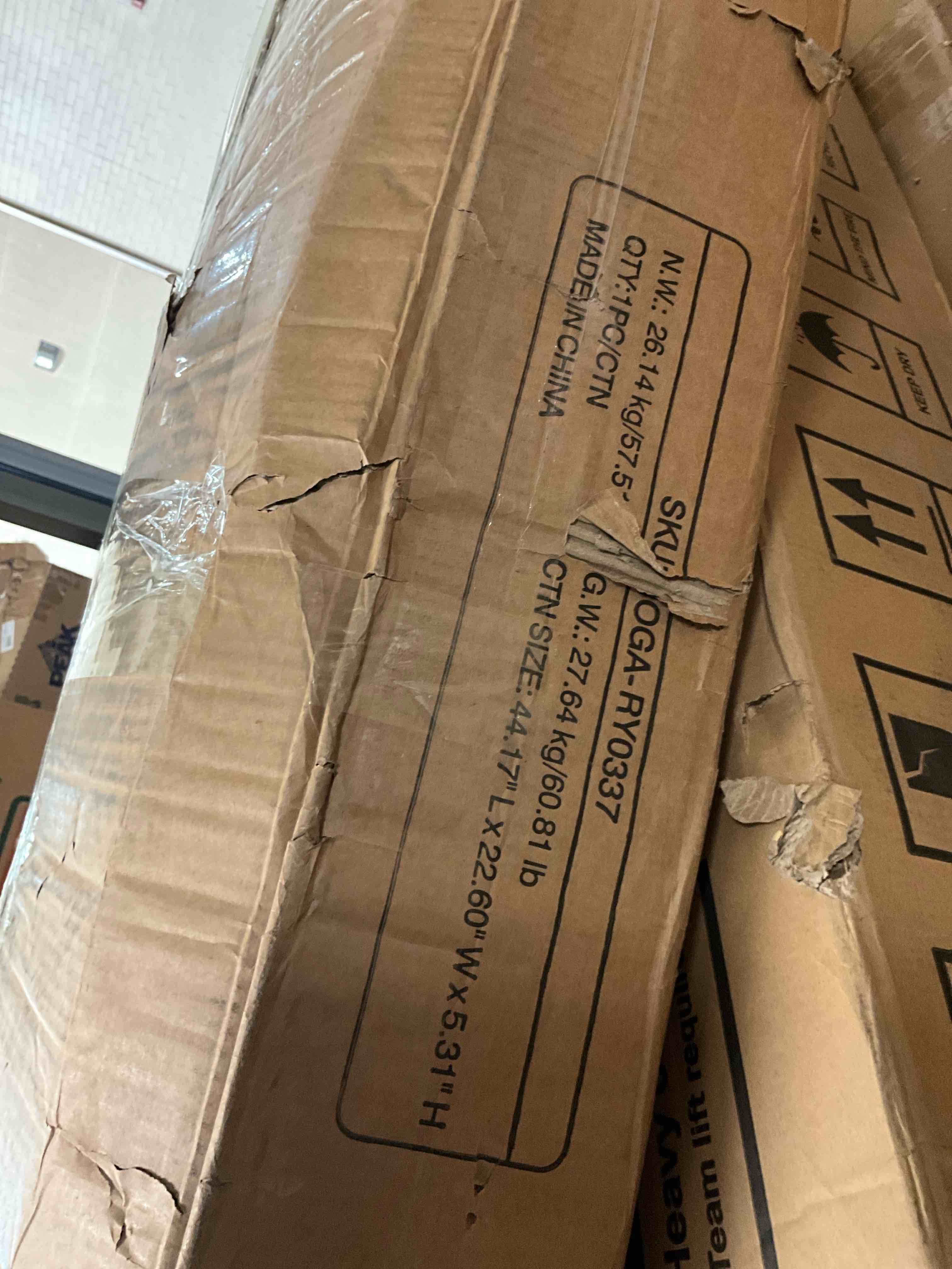 https://s3.amazonaws.com/lotting-images-prod/bidfta/TEA5056154_1779720671919.jpeg