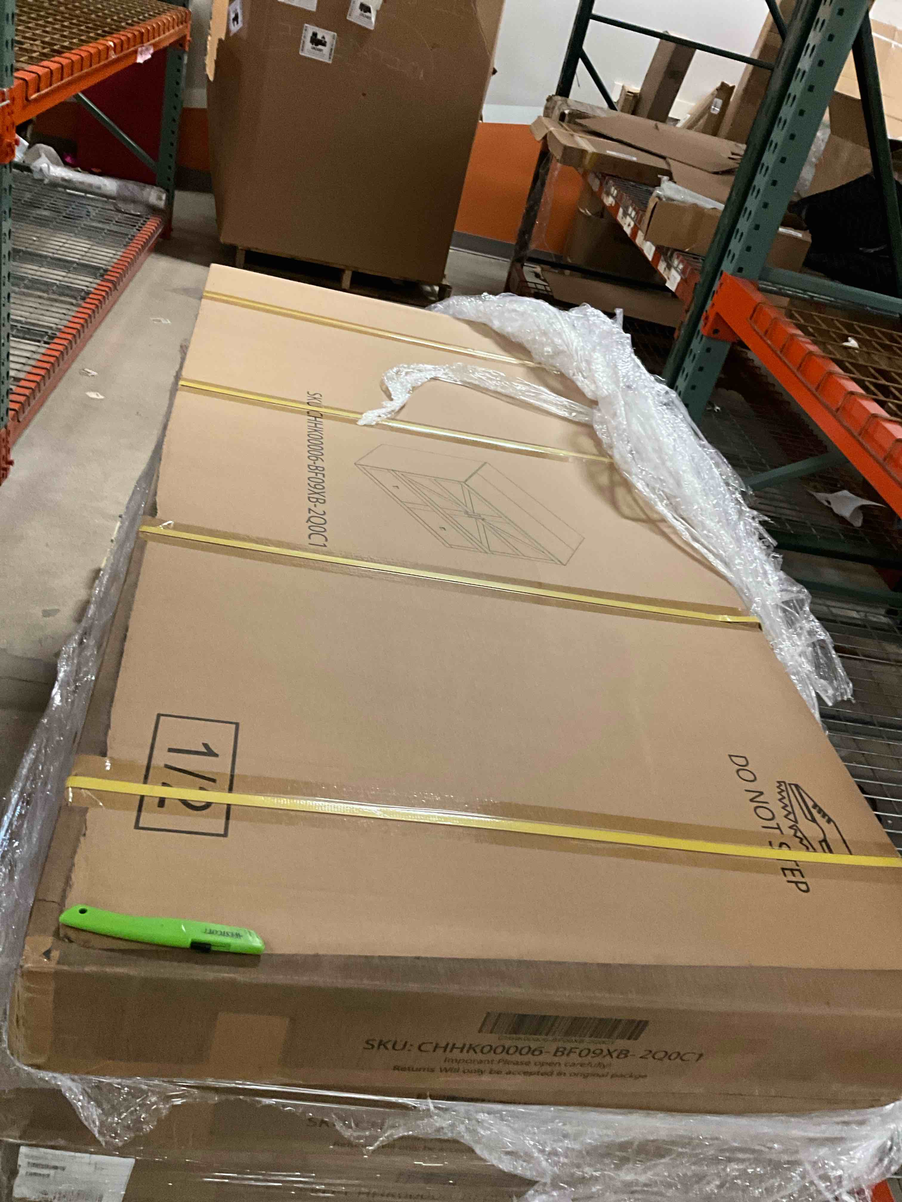 https://s3.amazonaws.com/lotting-images-prod/bidfta/TEA5056161_1779724966957.jpeg