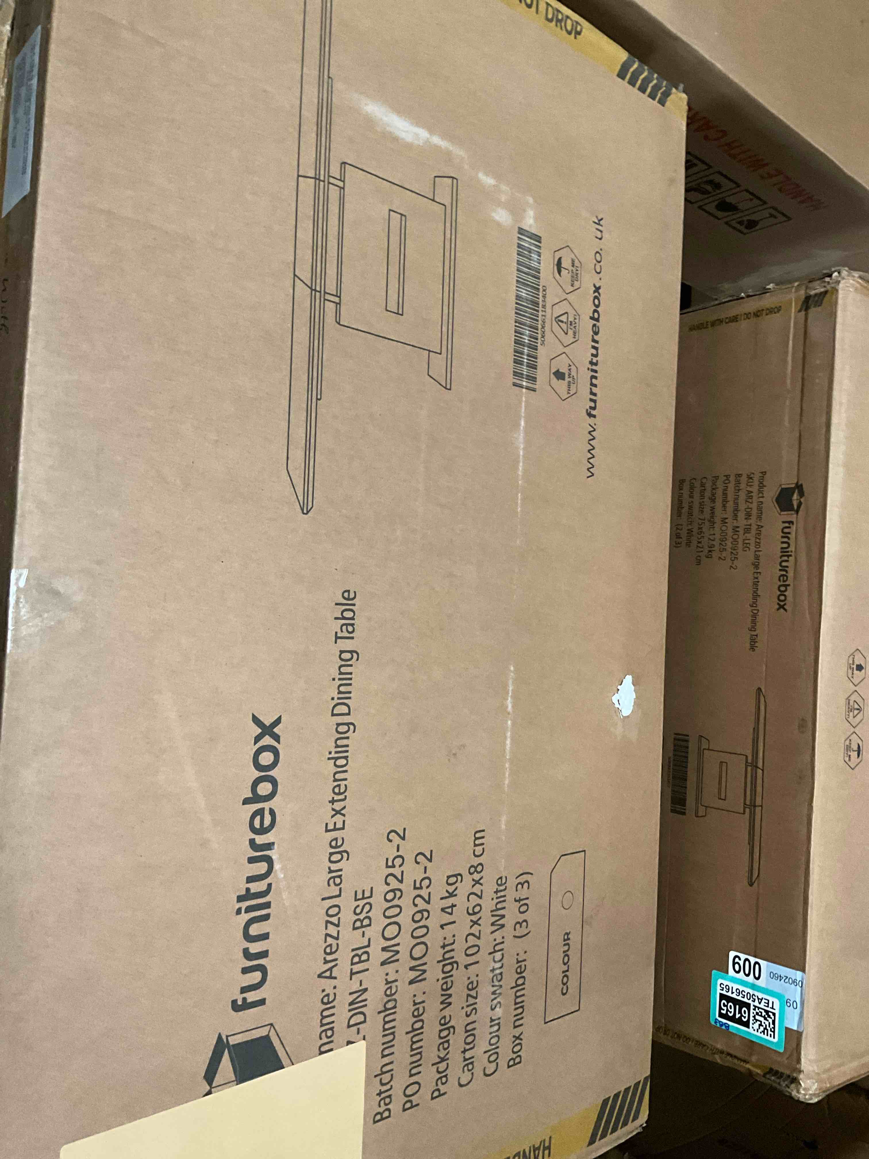 https://s3.amazonaws.com/lotting-images-prod/bidfta/TEA5056165_1779729912462.jpeg