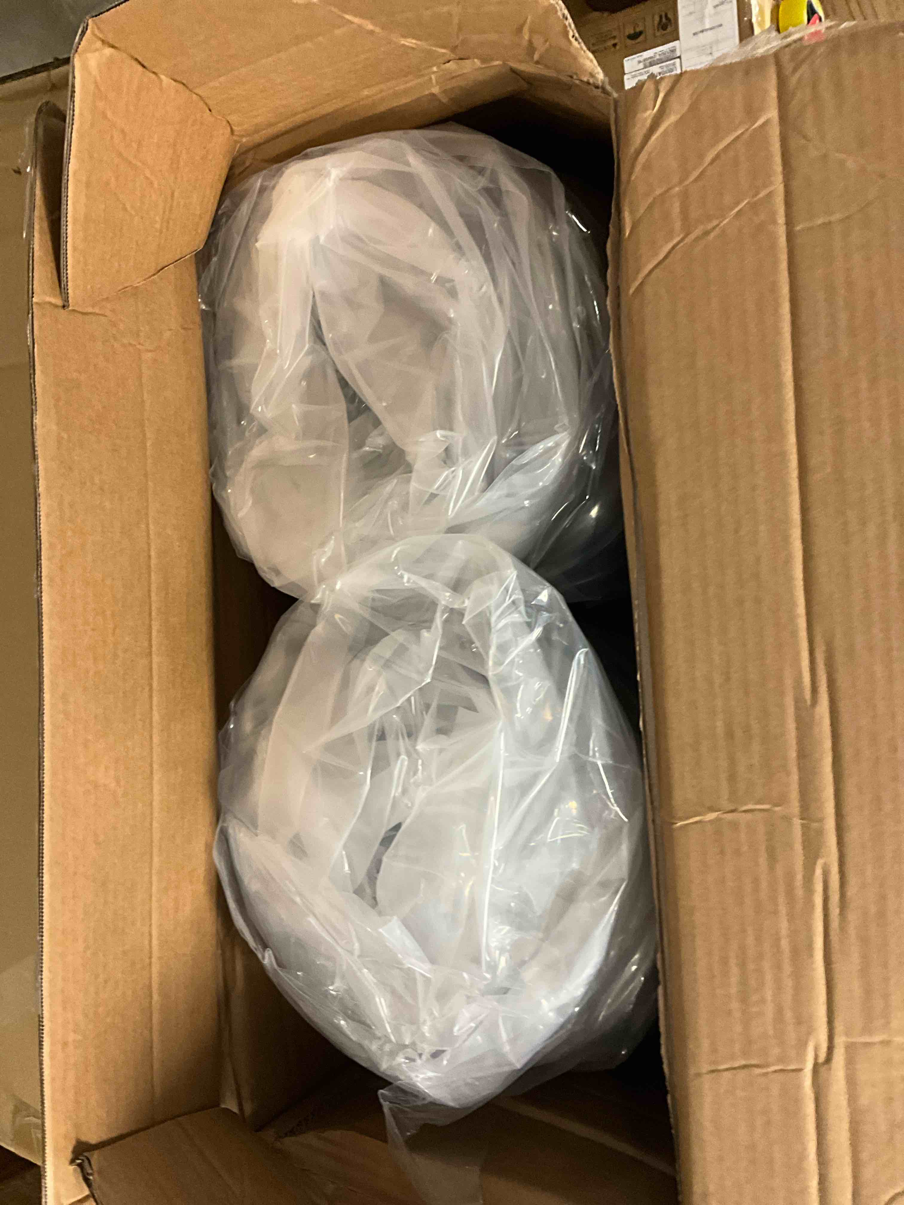 https://s3.amazonaws.com/lotting-images-prod/bidfta/TEA5056464_1779819861666.jpeg