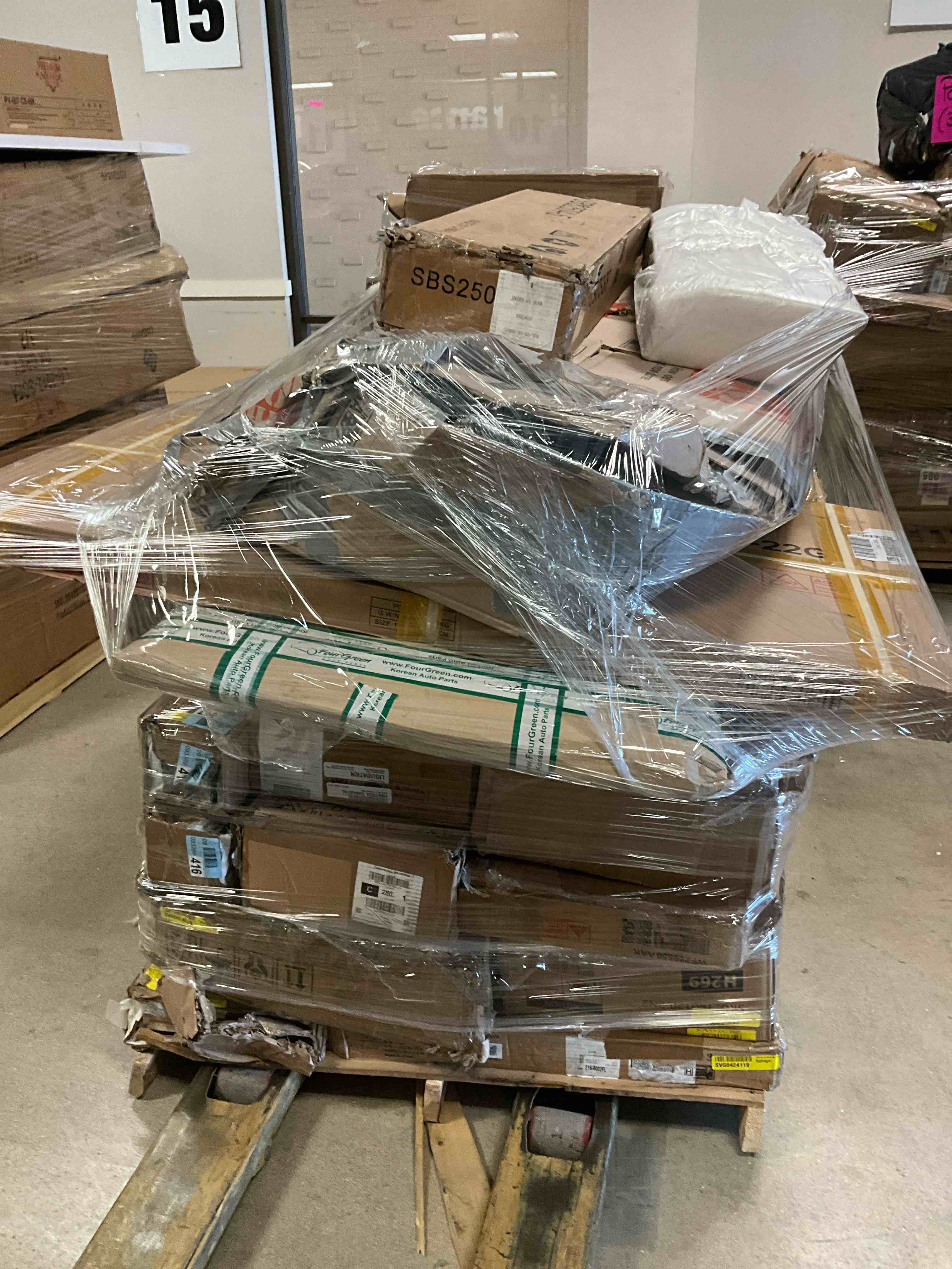 https://s3.amazonaws.com/lotting-images-prod/bidfta/TEA5056705_1780004536188.jpeg