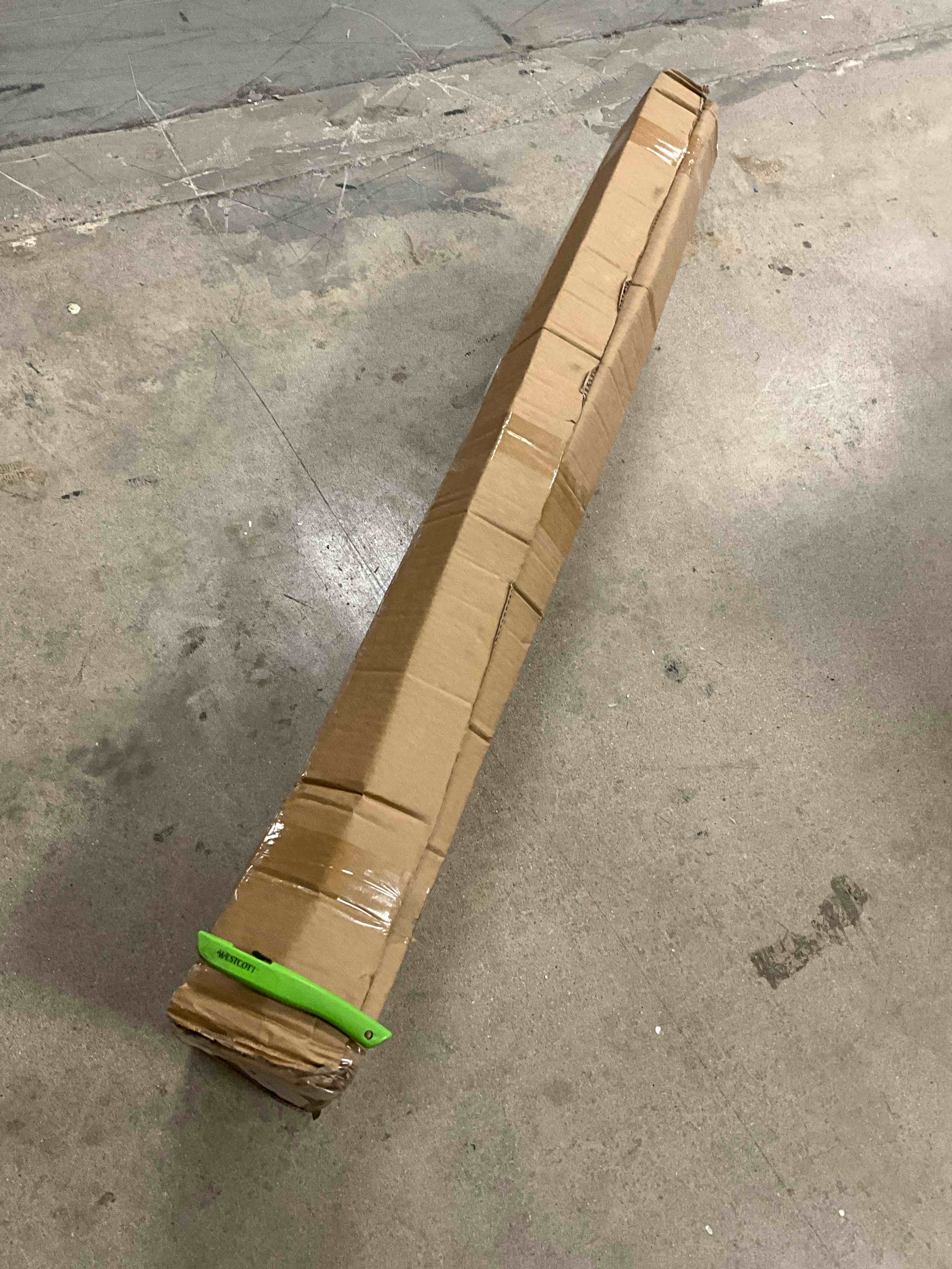 https://s3.amazonaws.com/lotting-images-prod/bidfta/TEA5057309_1780927229529.jpeg