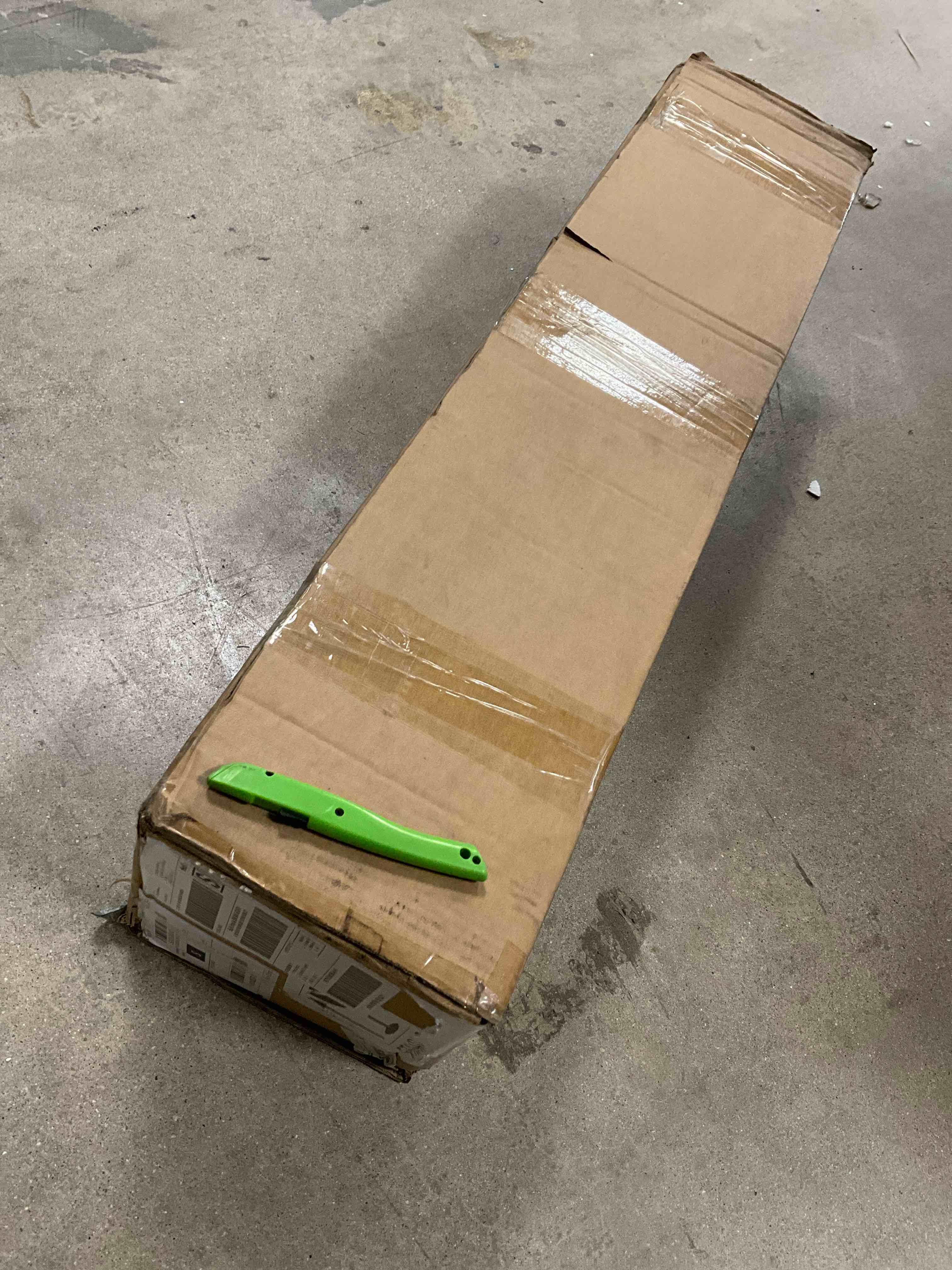 https://s3.amazonaws.com/lotting-images-prod/bidfta/TEA5057310_1780927508238.jpeg