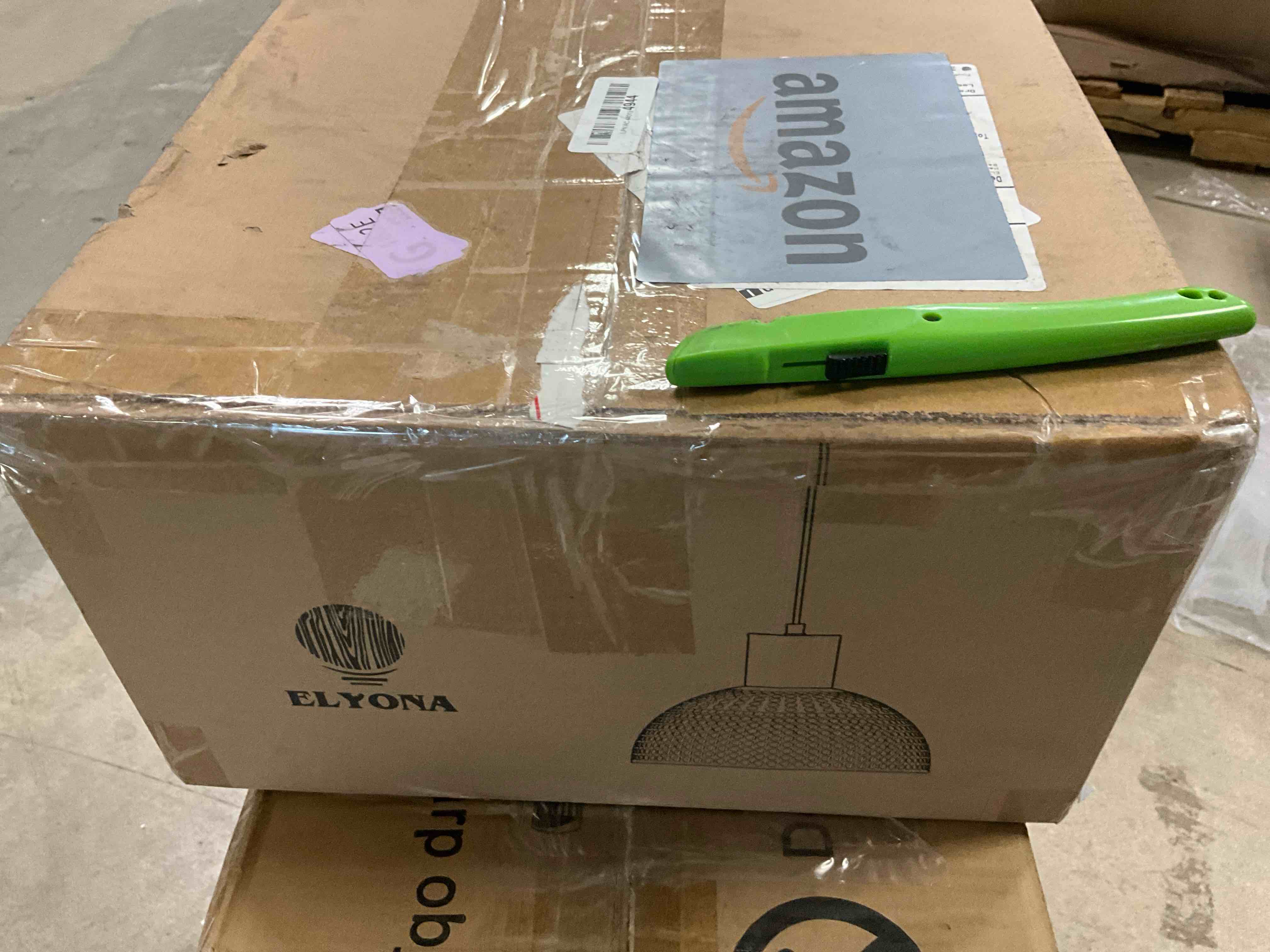 https://s3.amazonaws.com/lotting-images-prod/bidfta/TEA5057312_1780928402358.jpeg