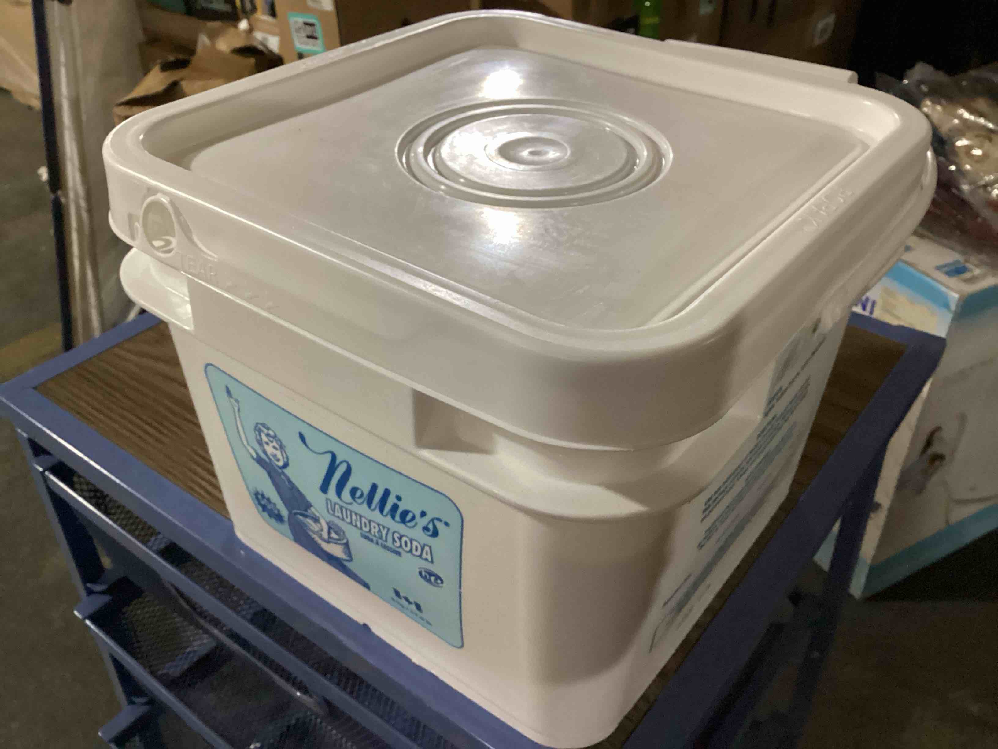 Condition photo showing New/Like New for nellie's laundry soda 500-loads 17.5 lbs. sealed bucket