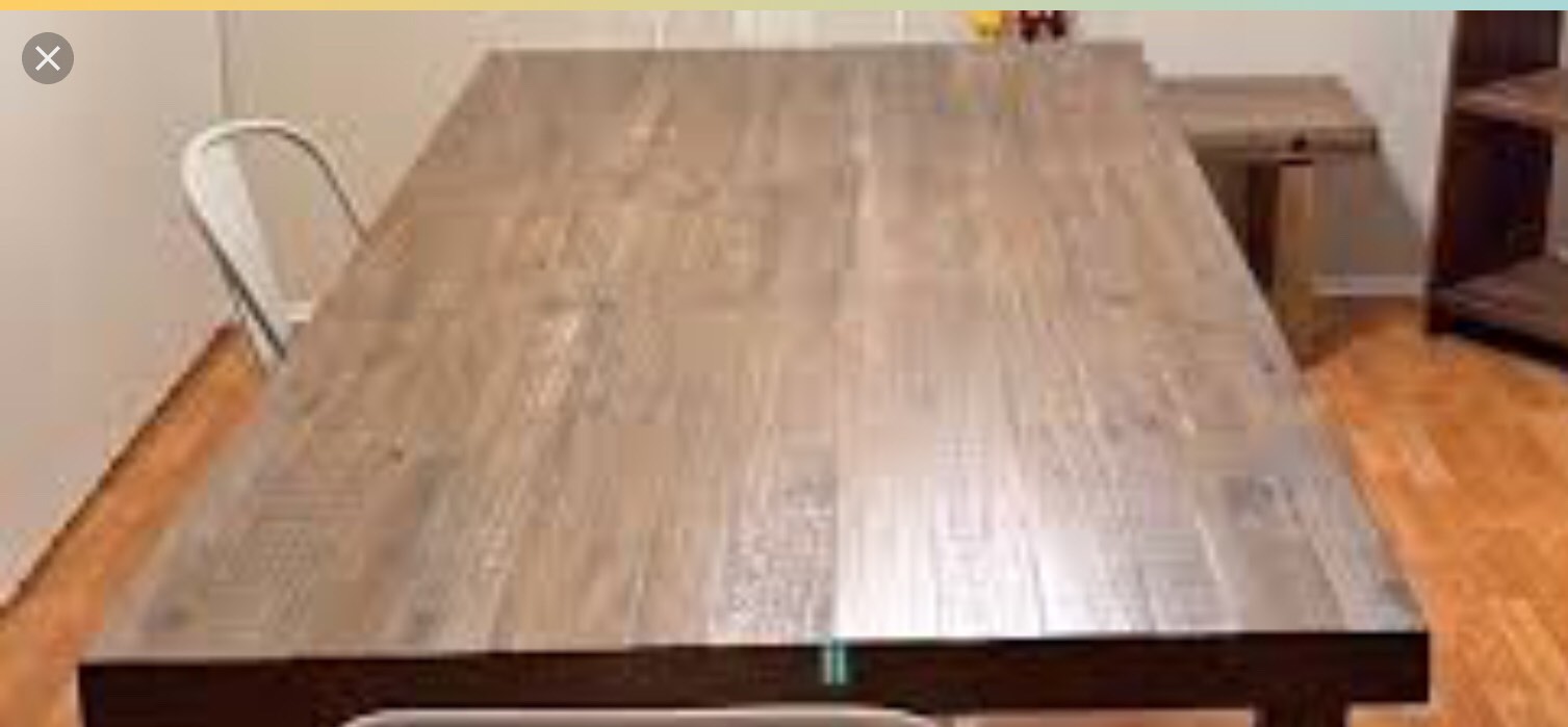   1 of 2 WORLD MARKET Mesa de comedown de Madera