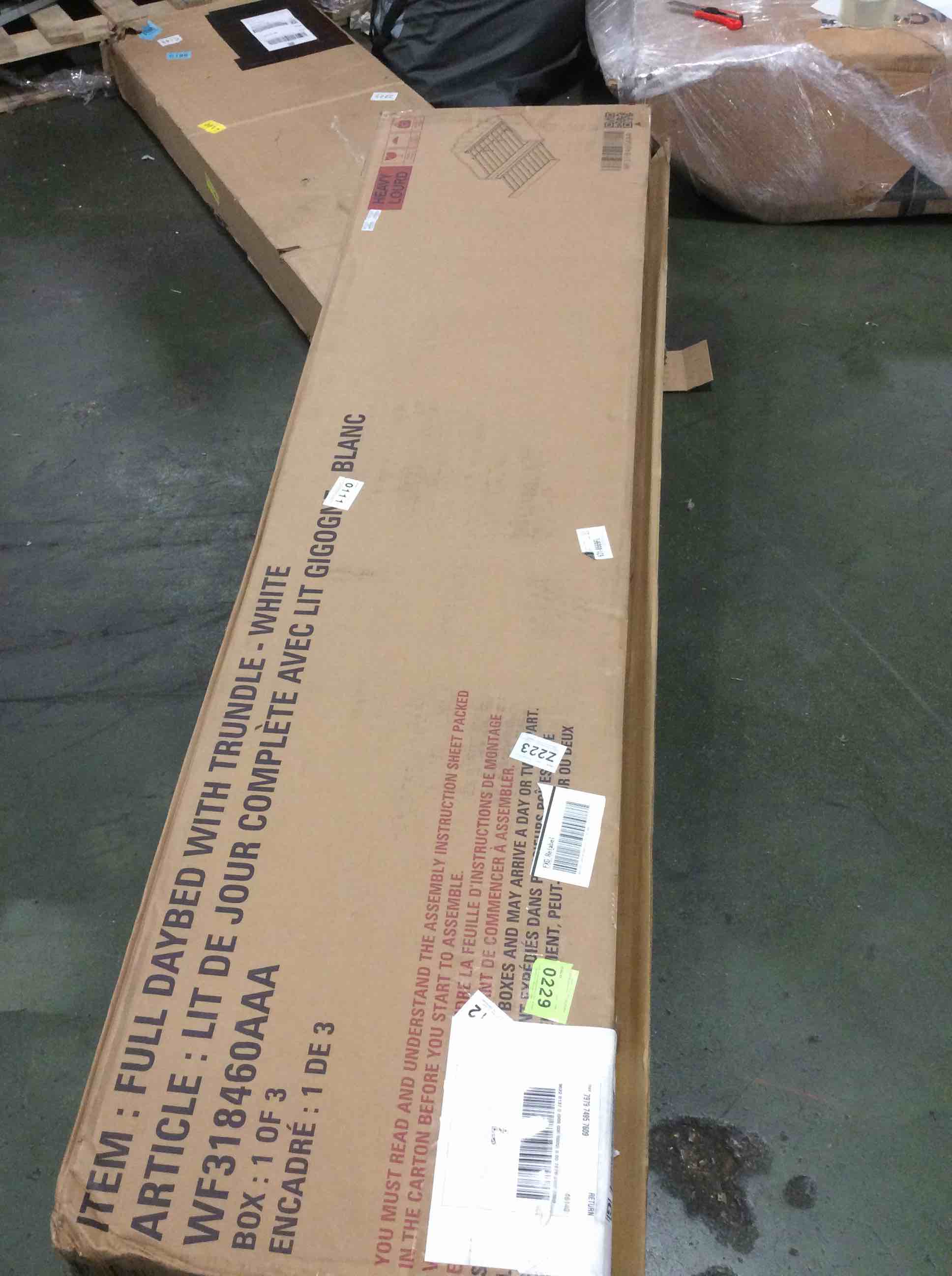 https://s3.amazonaws.com/lotting-images-prod/bidfta/TEA5086260_1777470602546.jpeg