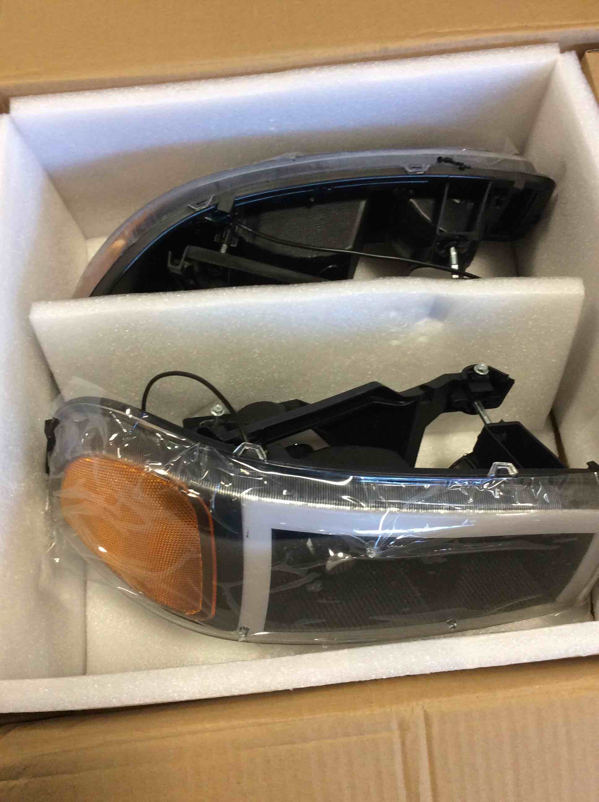 https://s3.amazonaws.com/lotting-images-prod/bidfta/TEA5086515_1778504090960.jpeg