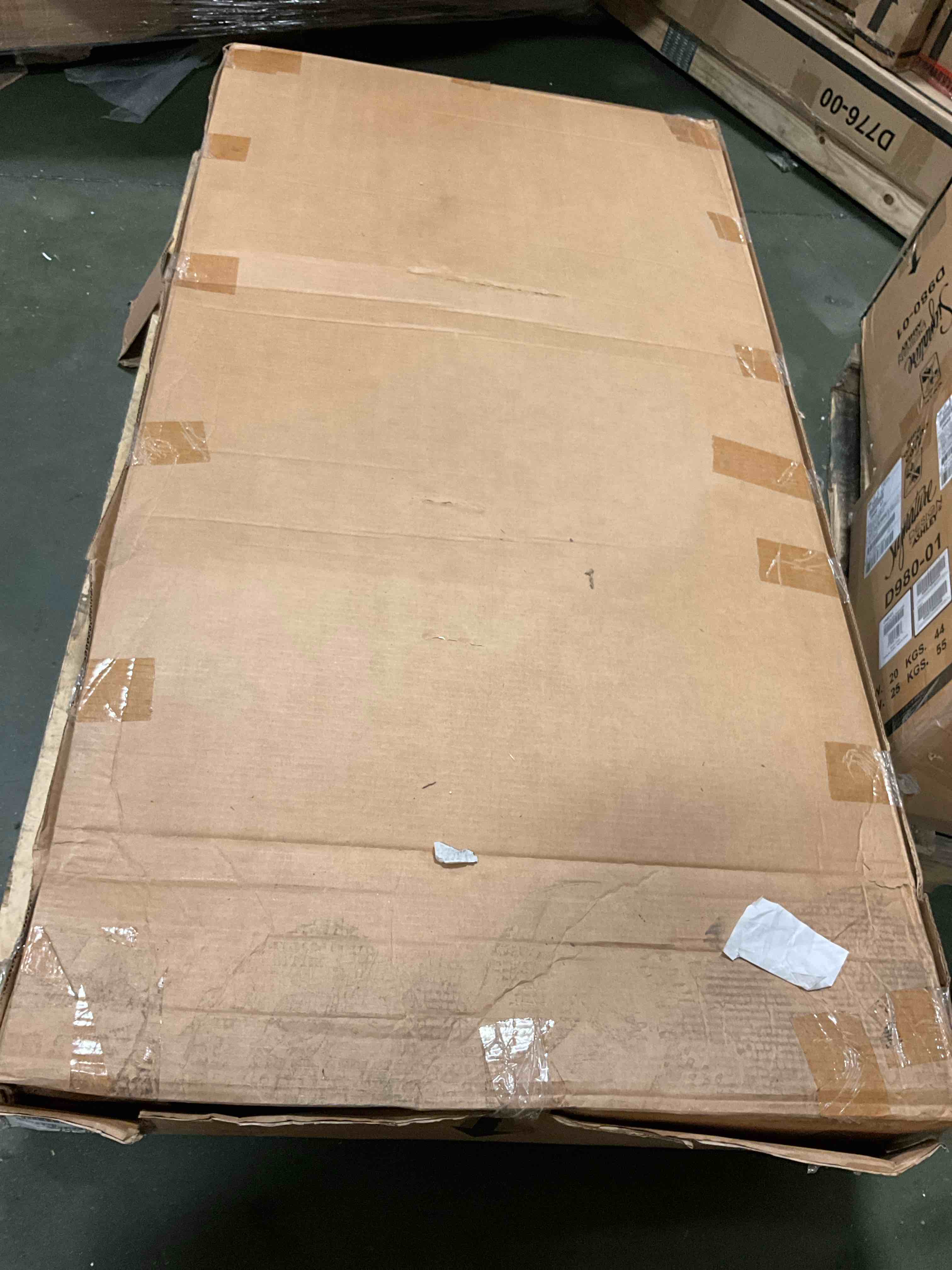 https://s3.amazonaws.com/lotting-images-prod/bidfta/TEA5086819_1779289731601.jpeg