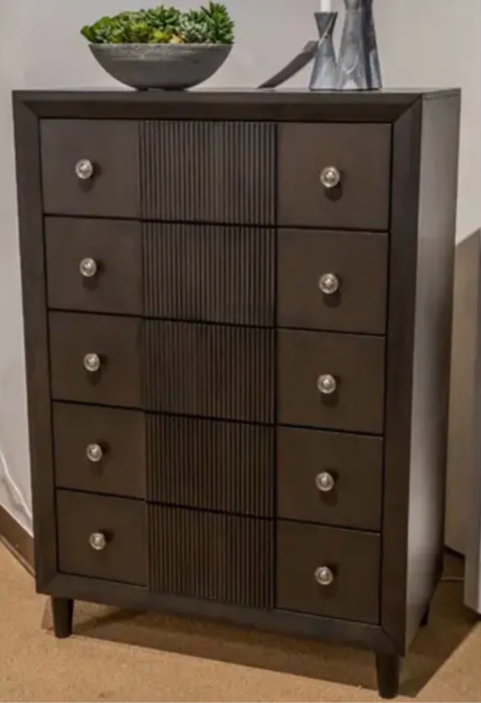 Urbantrack Chest