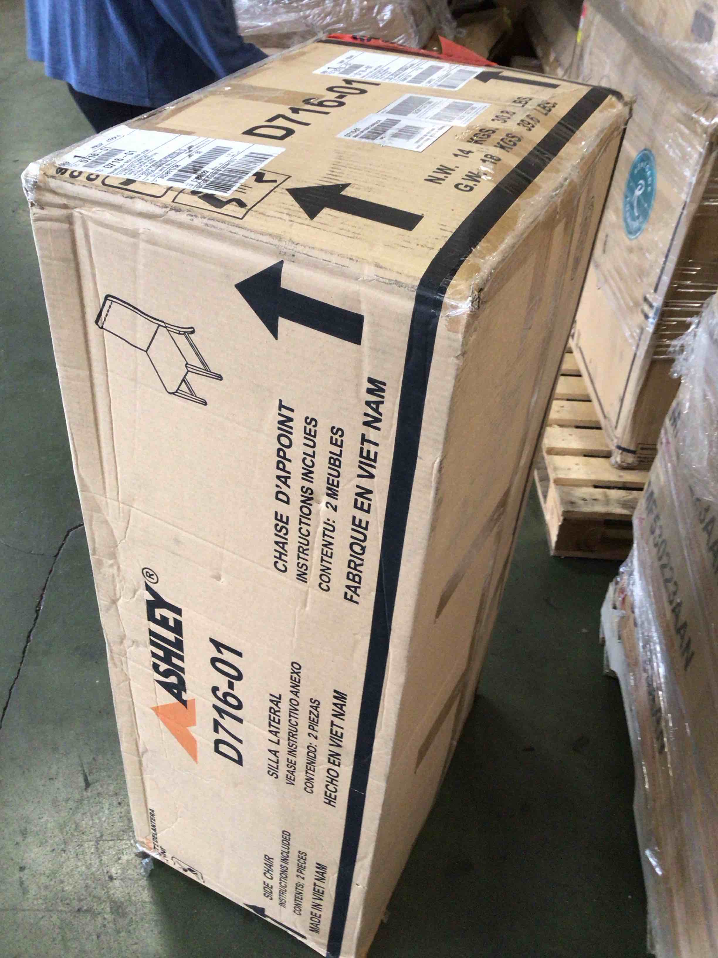https://s3.amazonaws.com/lotting-images-prod/bidfta/TEA5087794_1780924023827.jpeg