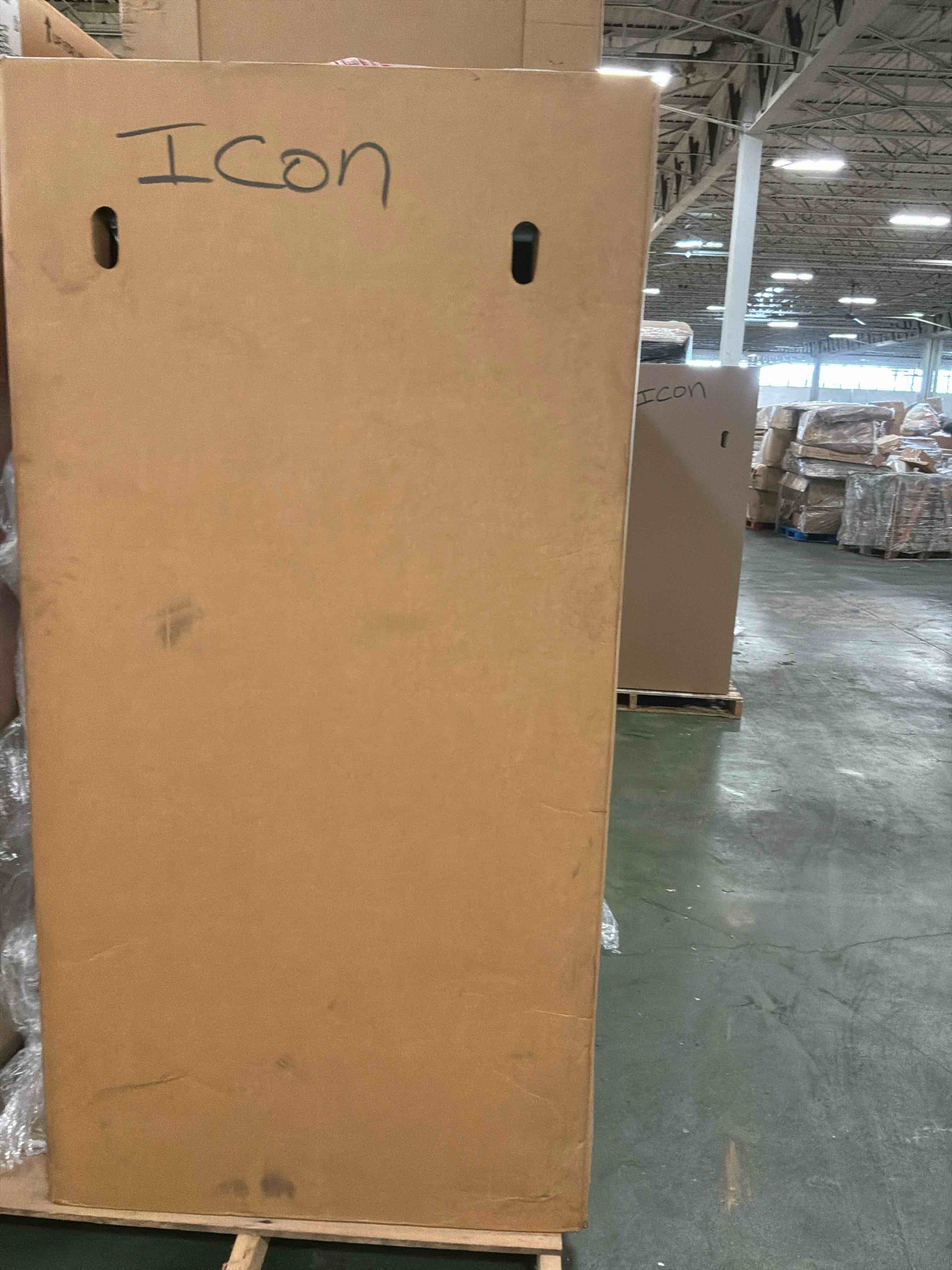 https://s3.amazonaws.com/lotting-images-prod/bidfta/TEA5088163_1781107240247.jpeg