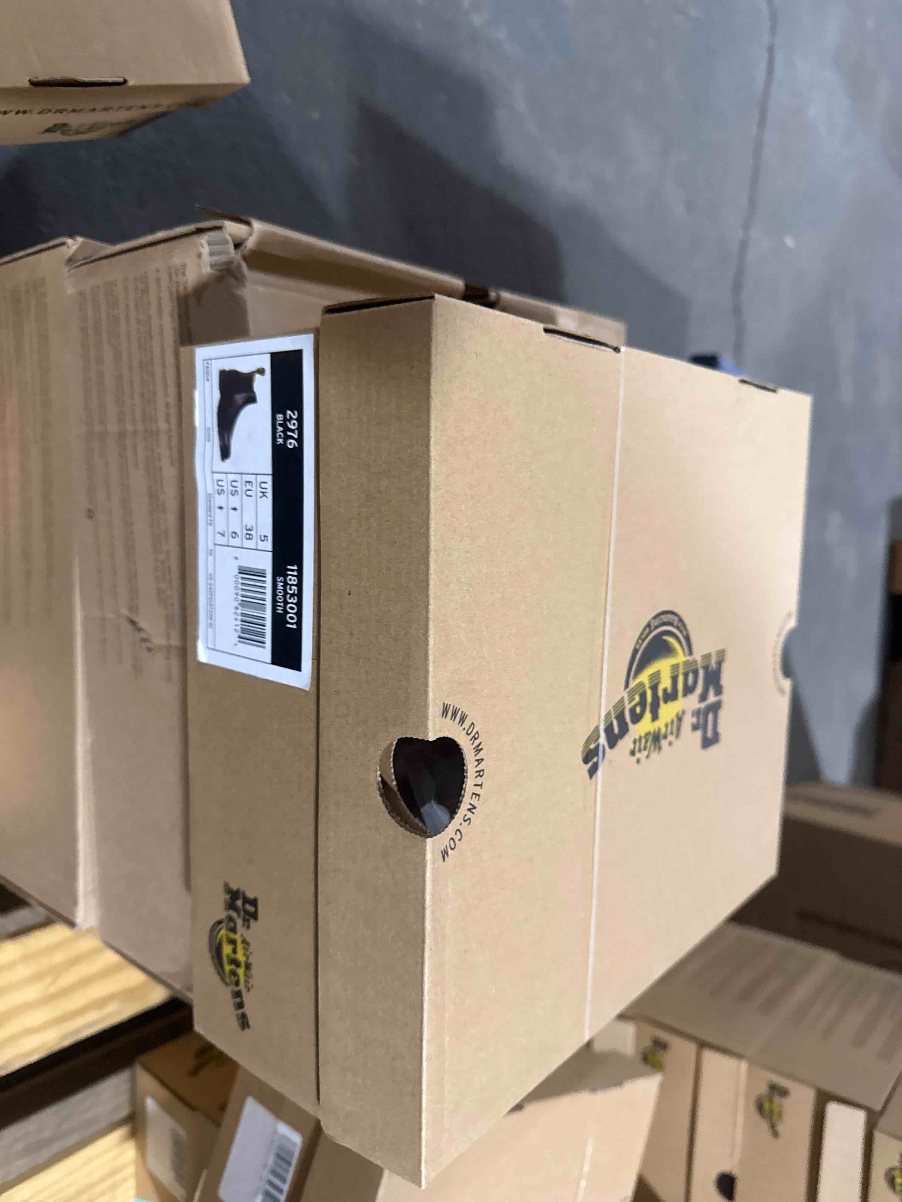 https://s3.amazonaws.com/lotting-images-prod/bidfta/TEA5095822_1776800070323.jpeg