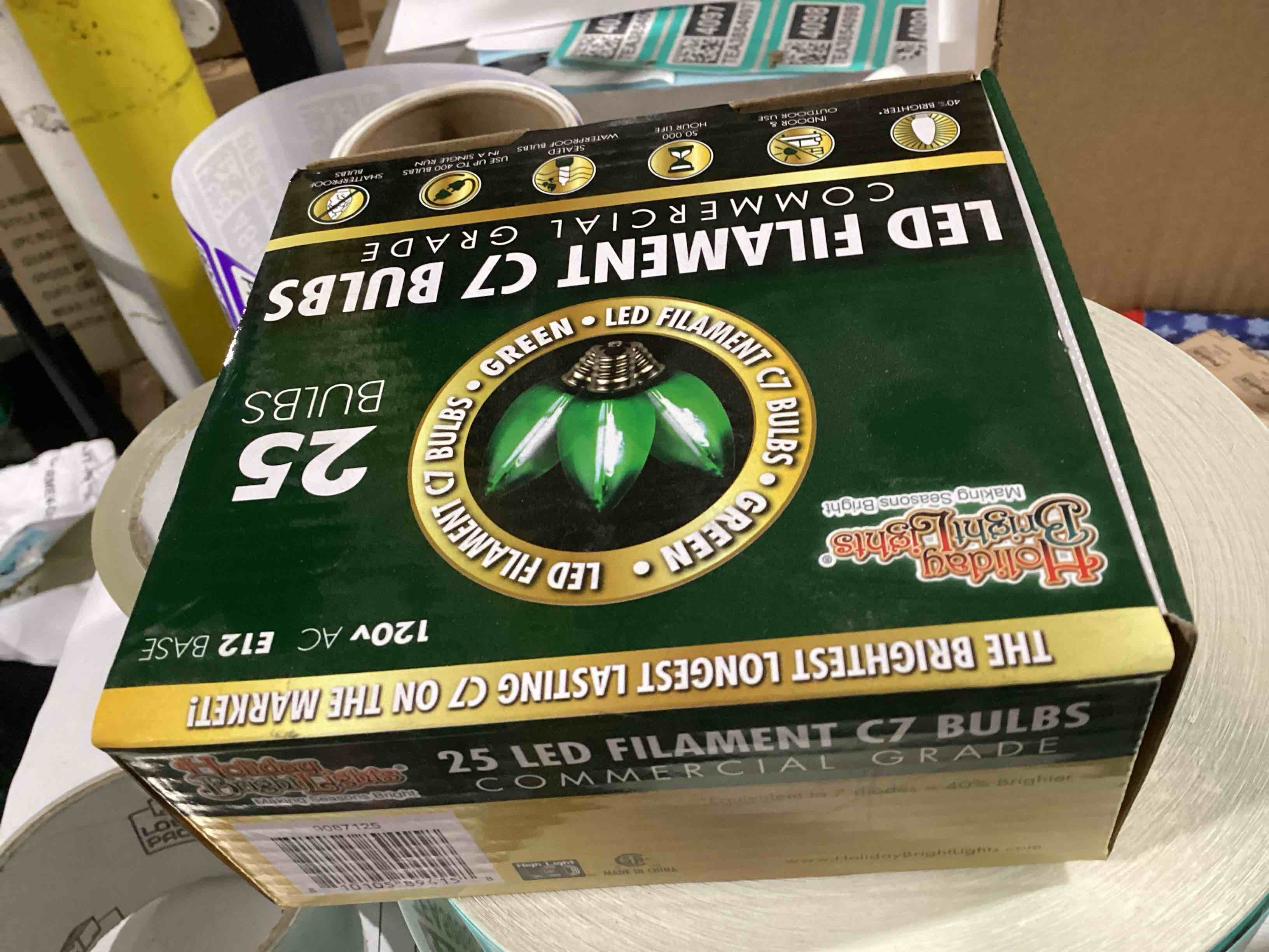 Condition photo showing New/Like New for holiday bright lights led c7 green 25 ct replacement christmas light bulbs