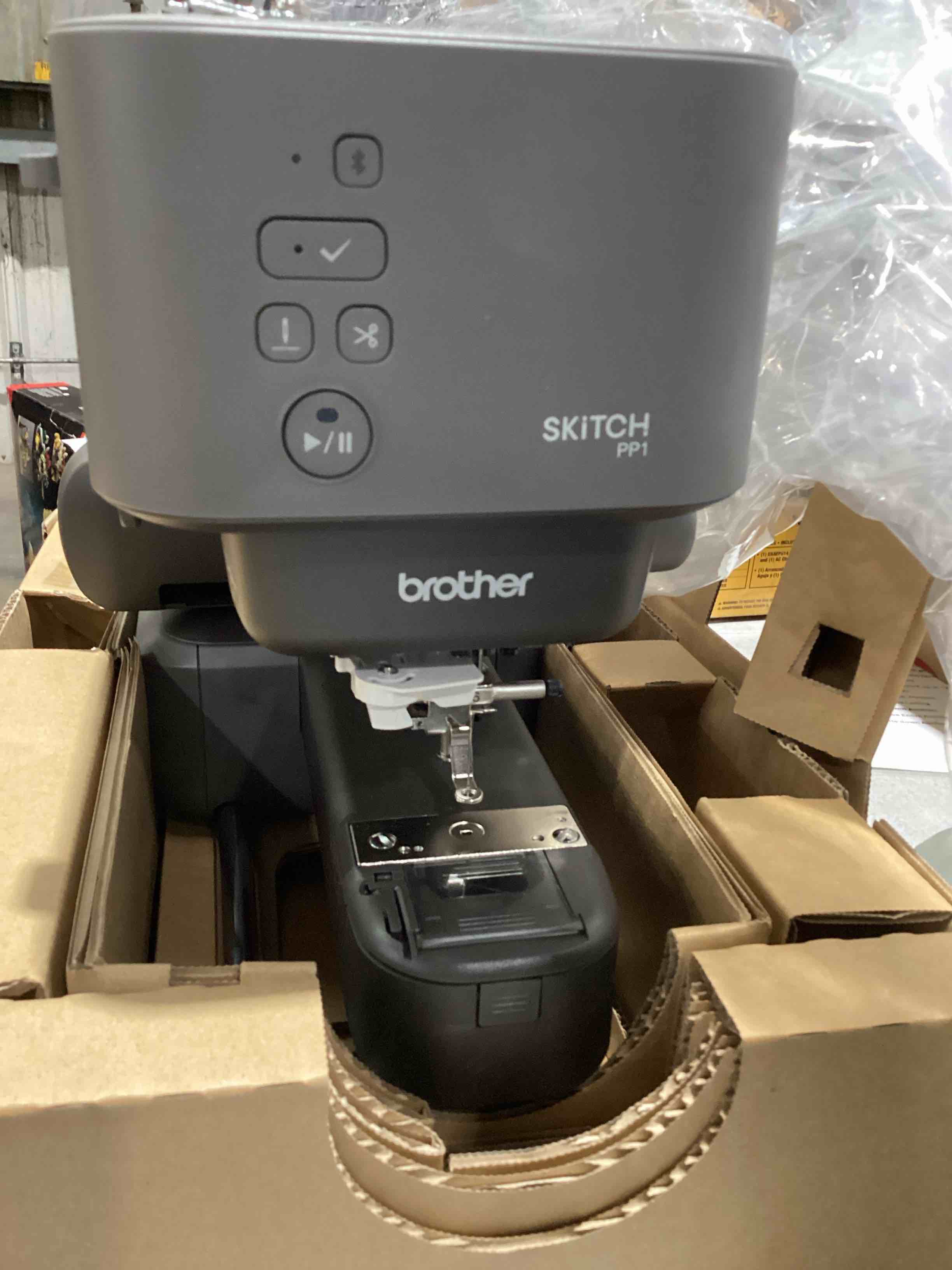 https://s3.amazonaws.com/lotting-images-prod/bidfta/TEA5197026_1783435680530.jpeg