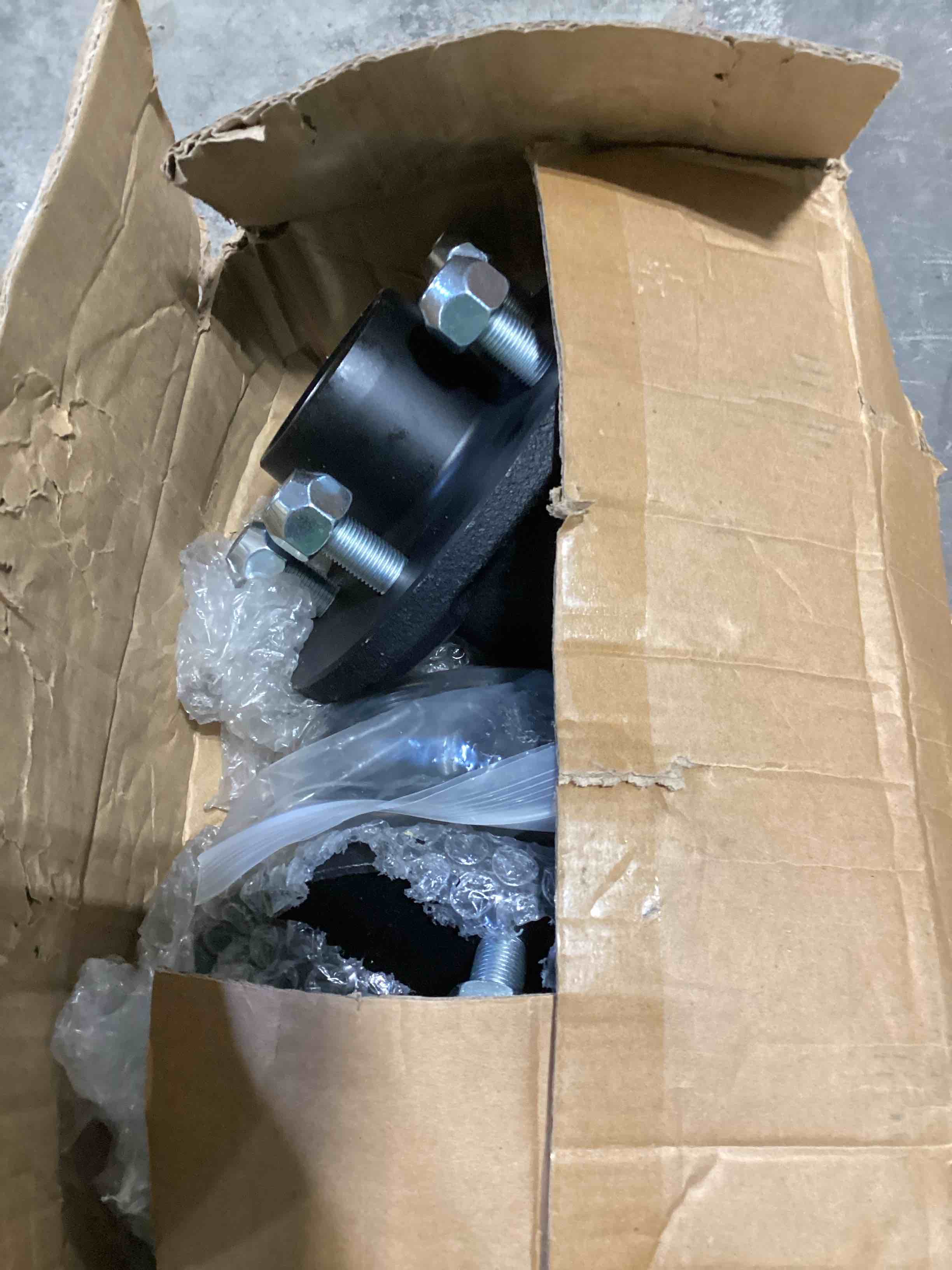 Condition photo showing Good Condition for sehnsucht 6 hole on 5.5" bolt circle brake drum for 5200 lbs 6000 lbs axles,trailer brake drum kit, replacement 12" brake hub drum assembly for rvs, trailer, and semi truck