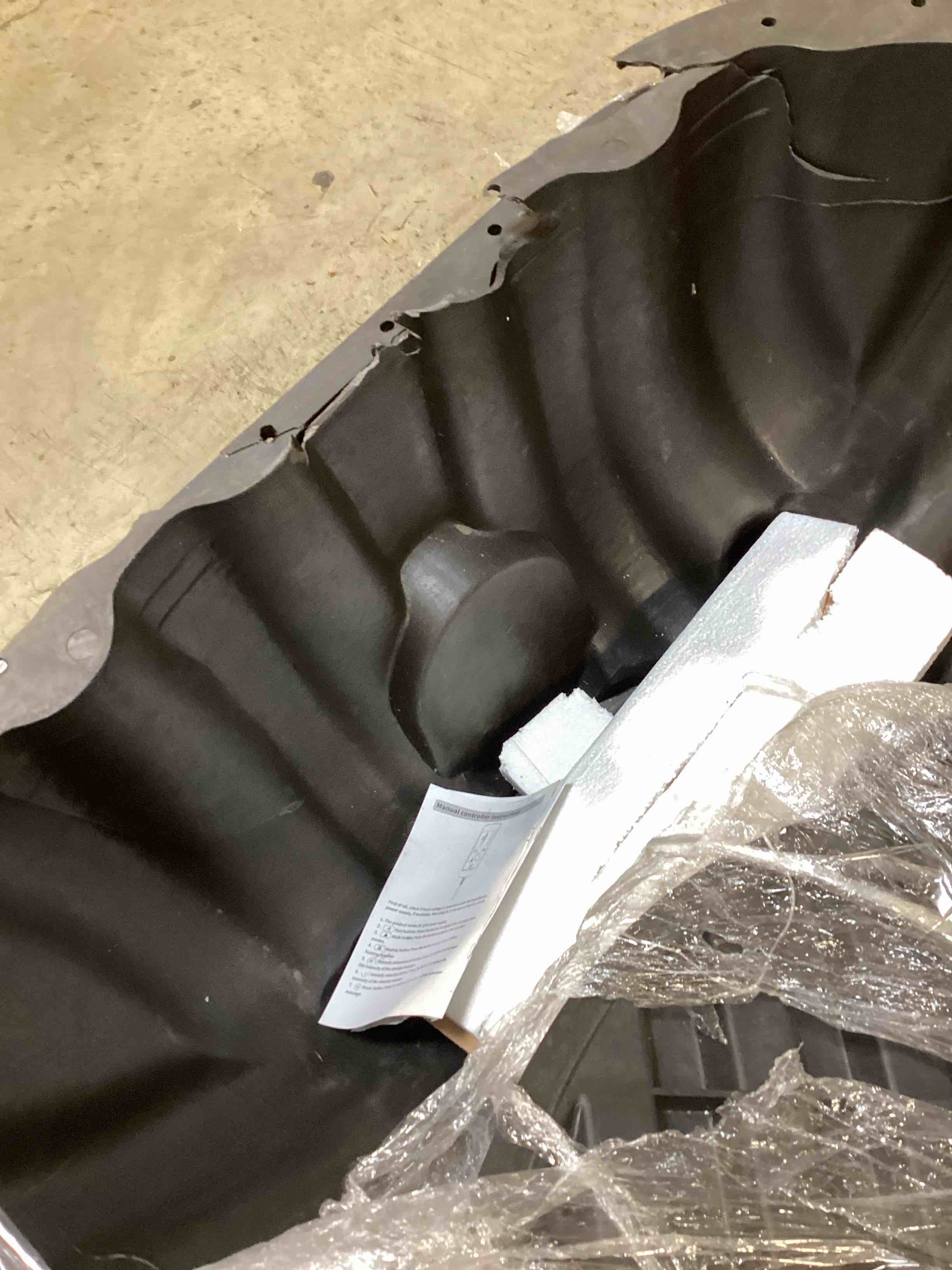 Condition photo showing As Is for damaged broken connection part 264 gallon underground septic tank kit, plastic septic tank system for 3–5 people, mini septic system for cabin, tiny home & off-grid living, includes 6 risers & covers, 69.9×40.1×36.6 in