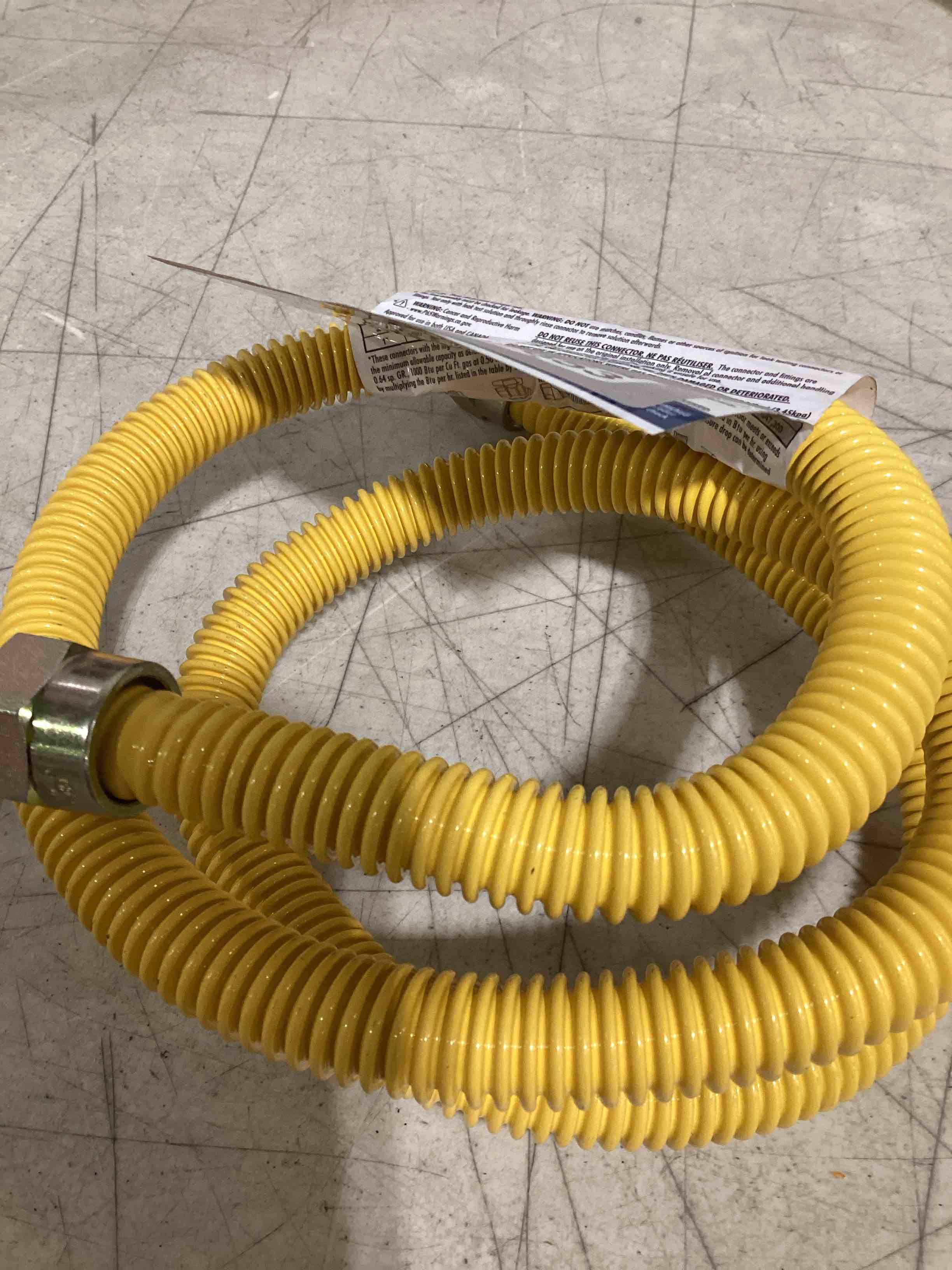 Condition photo showing As Is for eastman 48-in 3/4 -in mip inlet x 3/4 -in mip outlet corrugated stainless steel gas appliance installation kit item #5137068 | model #30ye54v45048k