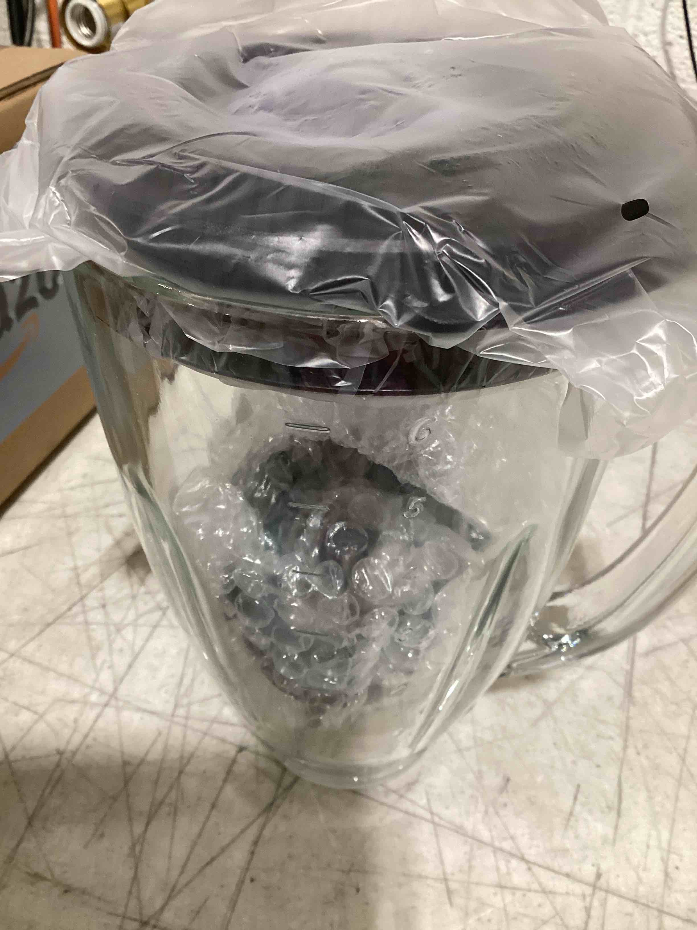 Condition photo showing Good Condition for replacement parts 6-cup glass jar with blade, compatible with oster blenders