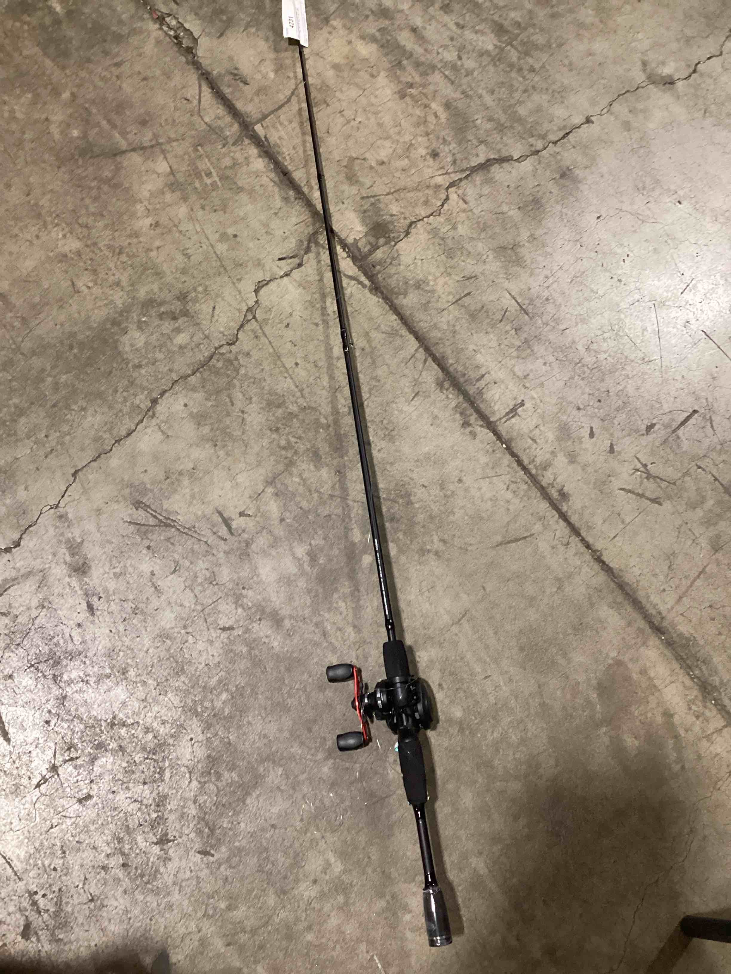abu garcia black max baitcast fishing combo, 6'6" medium rod, right/left handed reel