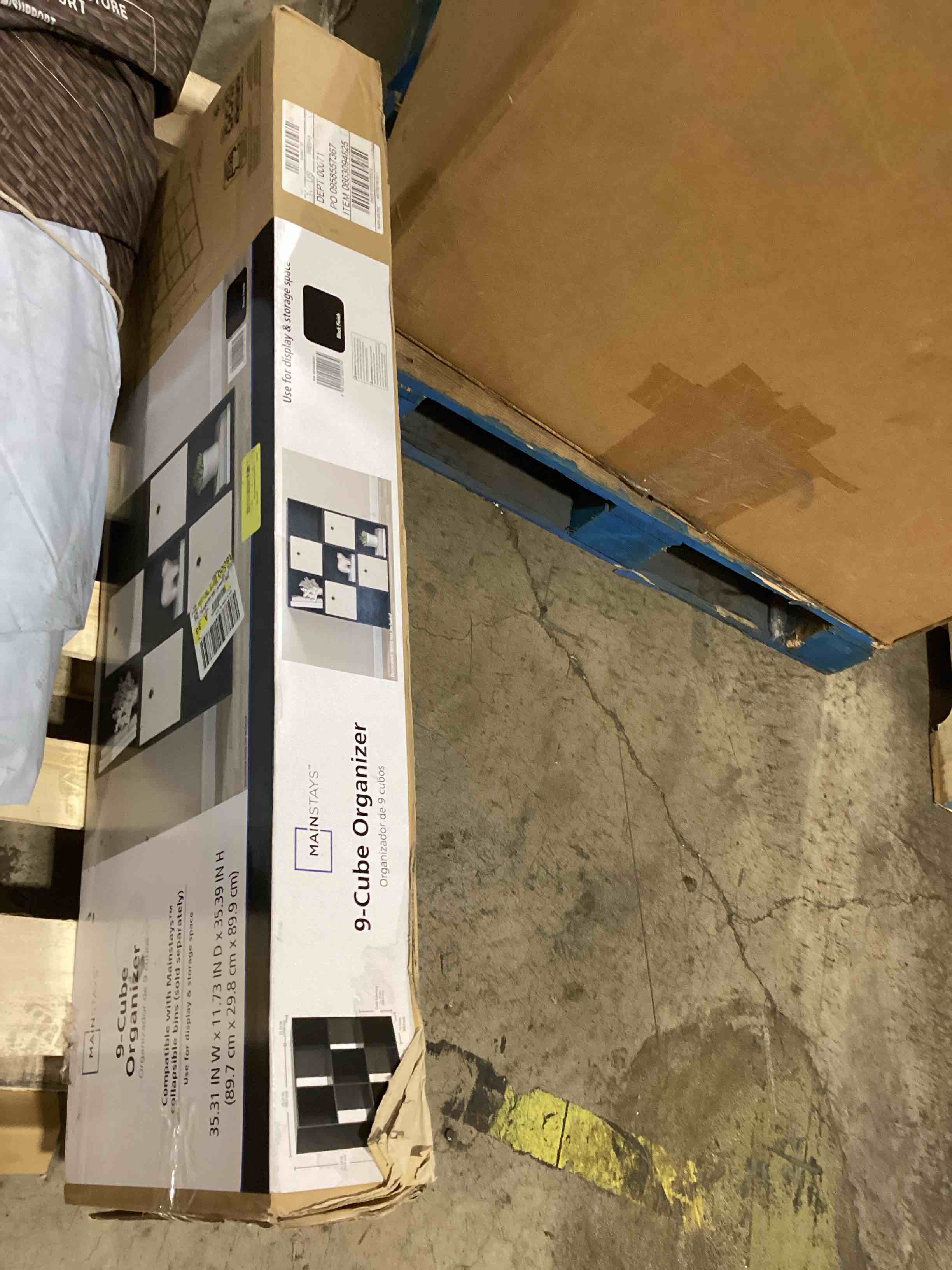 Condition photo showing As Is for 9 cube organizer