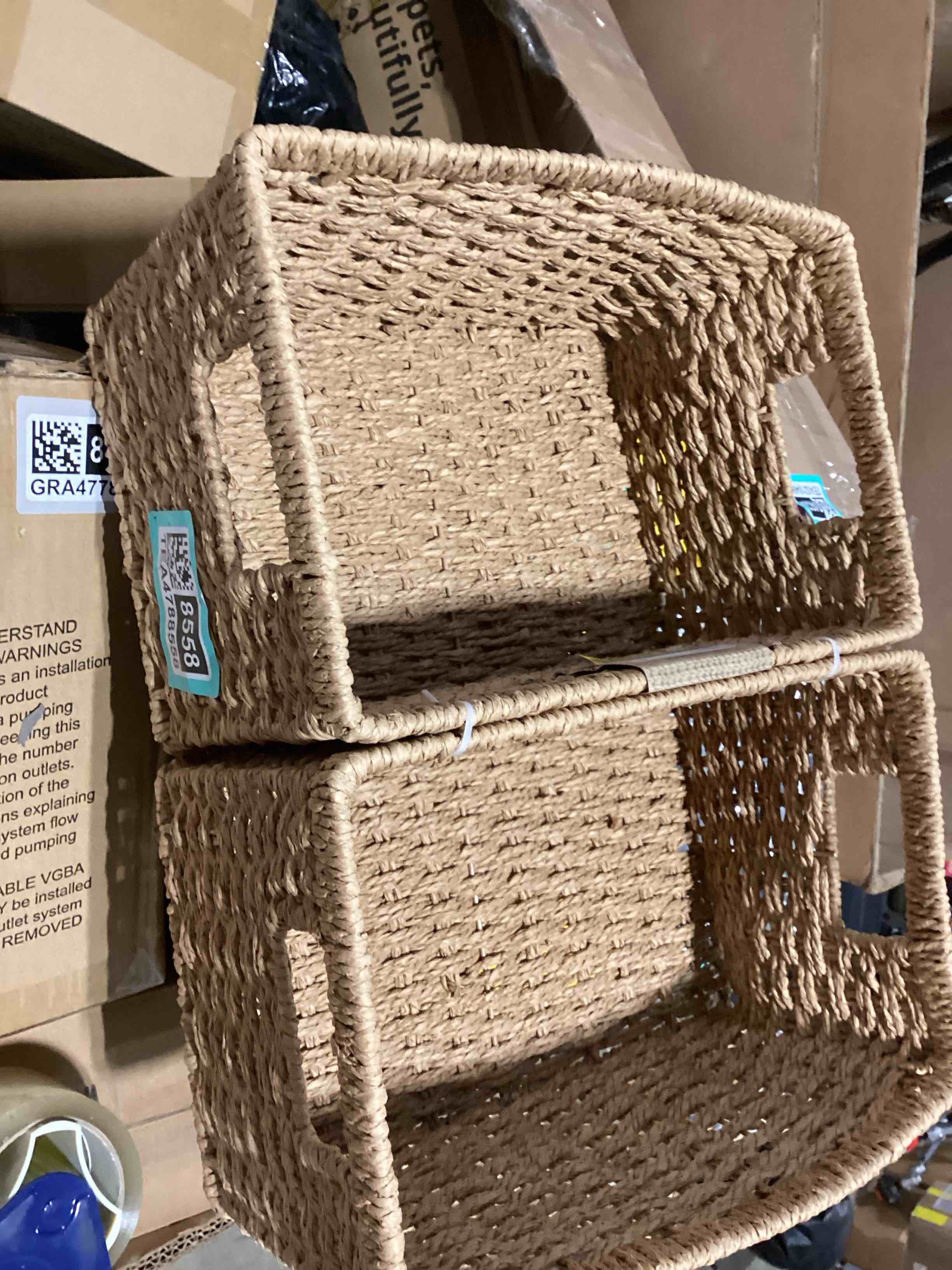 Condition photo showing Good Condition for basket
