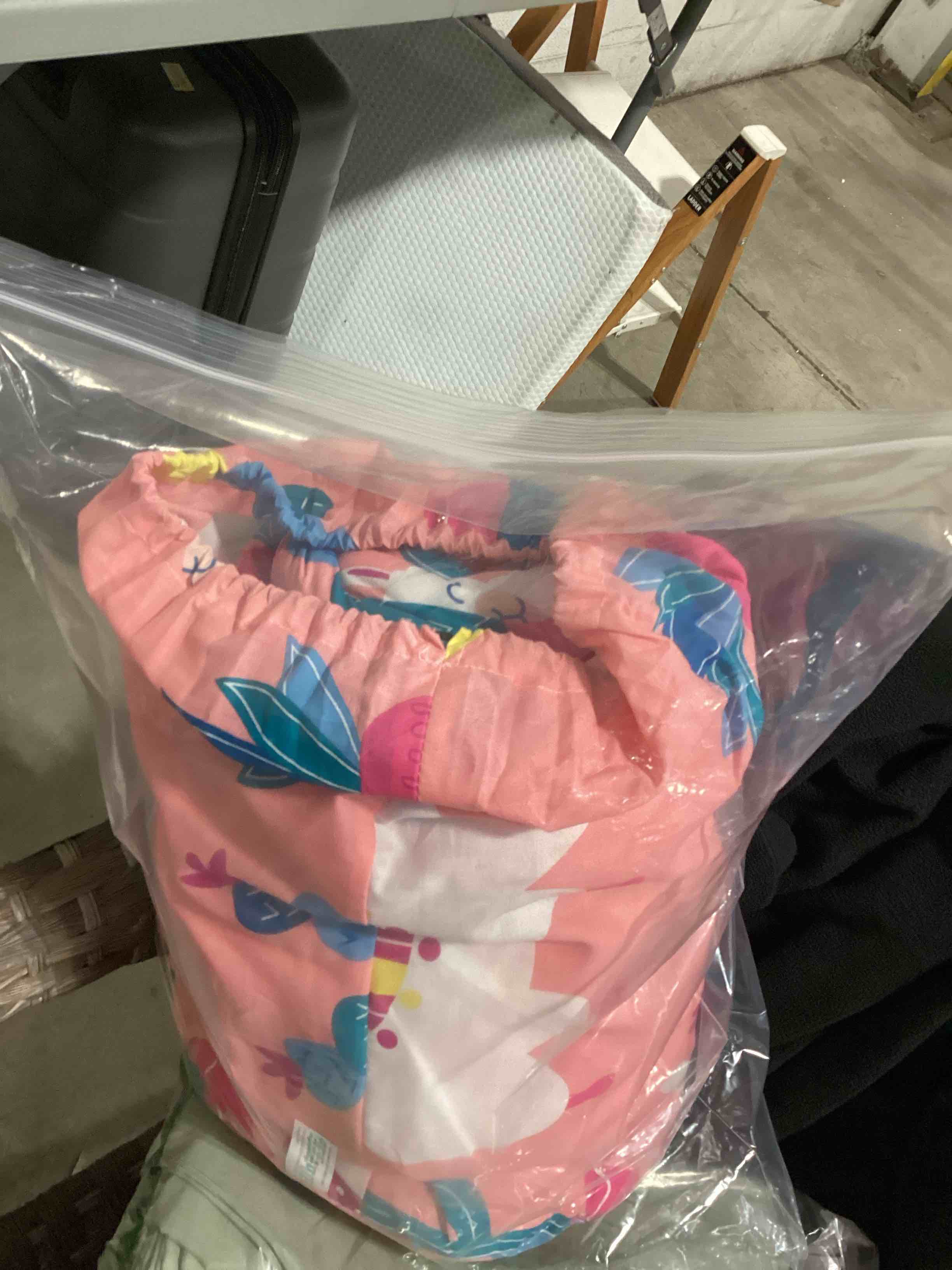 Condition photo showing Good Condition for sleeping bag kids