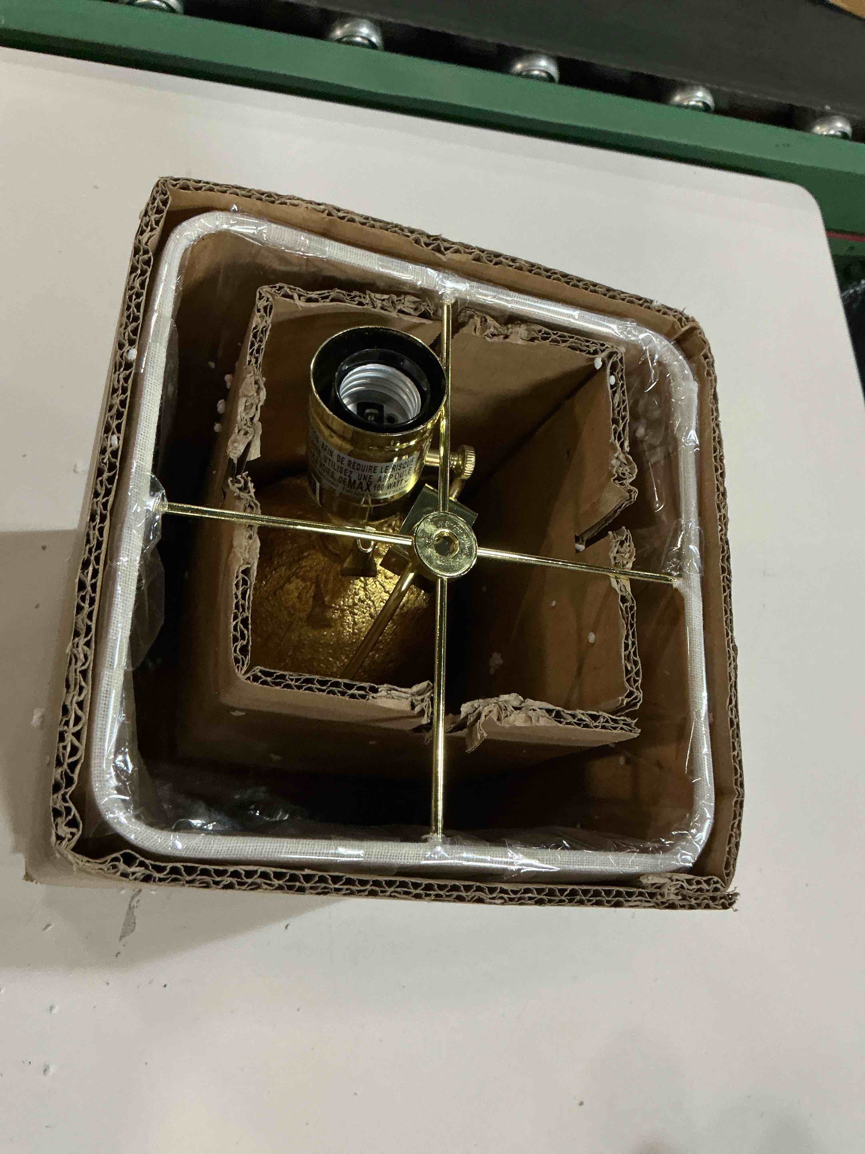 Condition photo showing Good Condition for st. lighting